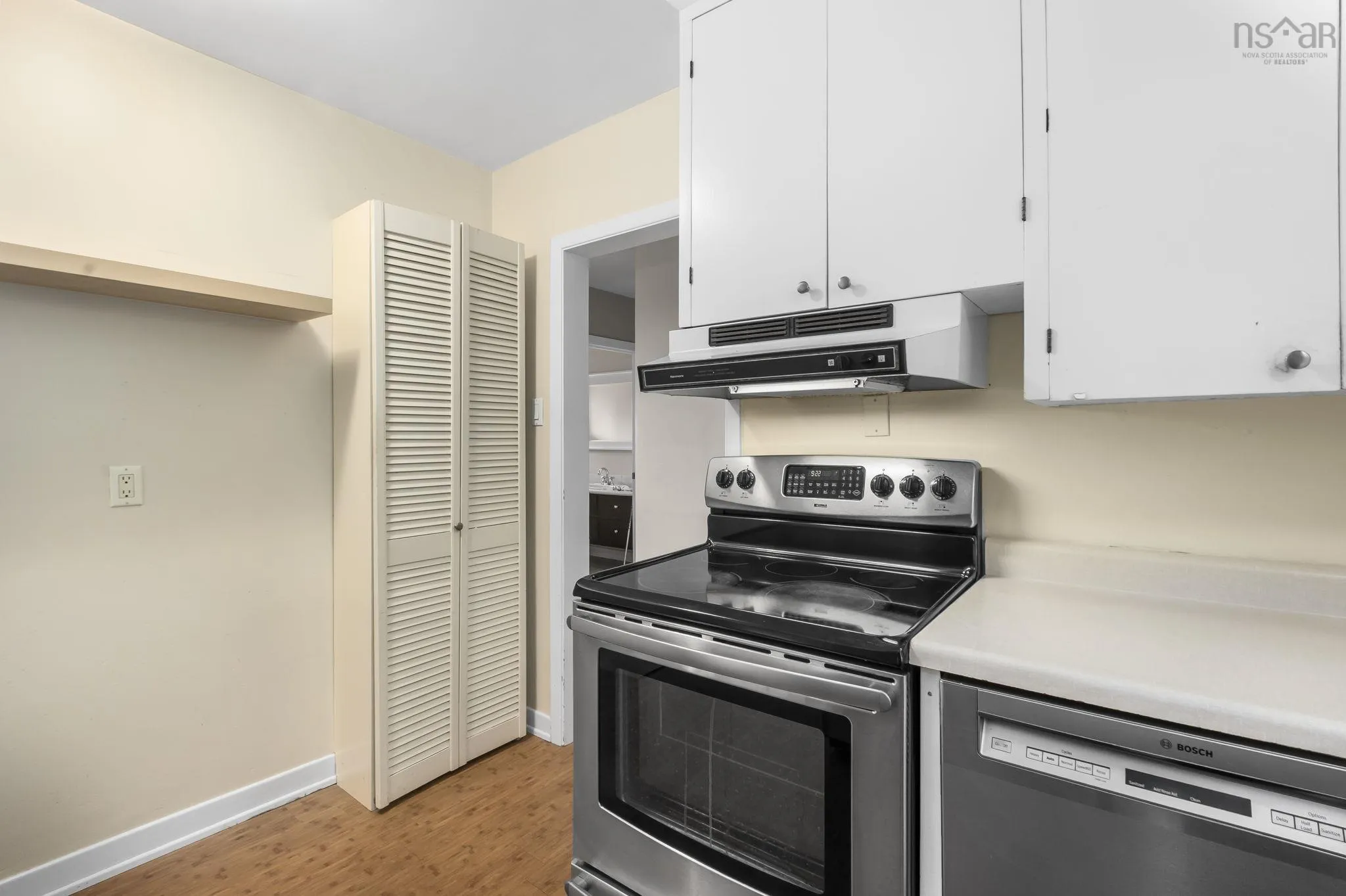 17 Gateway Road, Halifax, NS B3M 1M6, 4 Bedrooms Bedrooms, ,2 BathroomsBathrooms,Residential,For Sale,Gateway,202521806