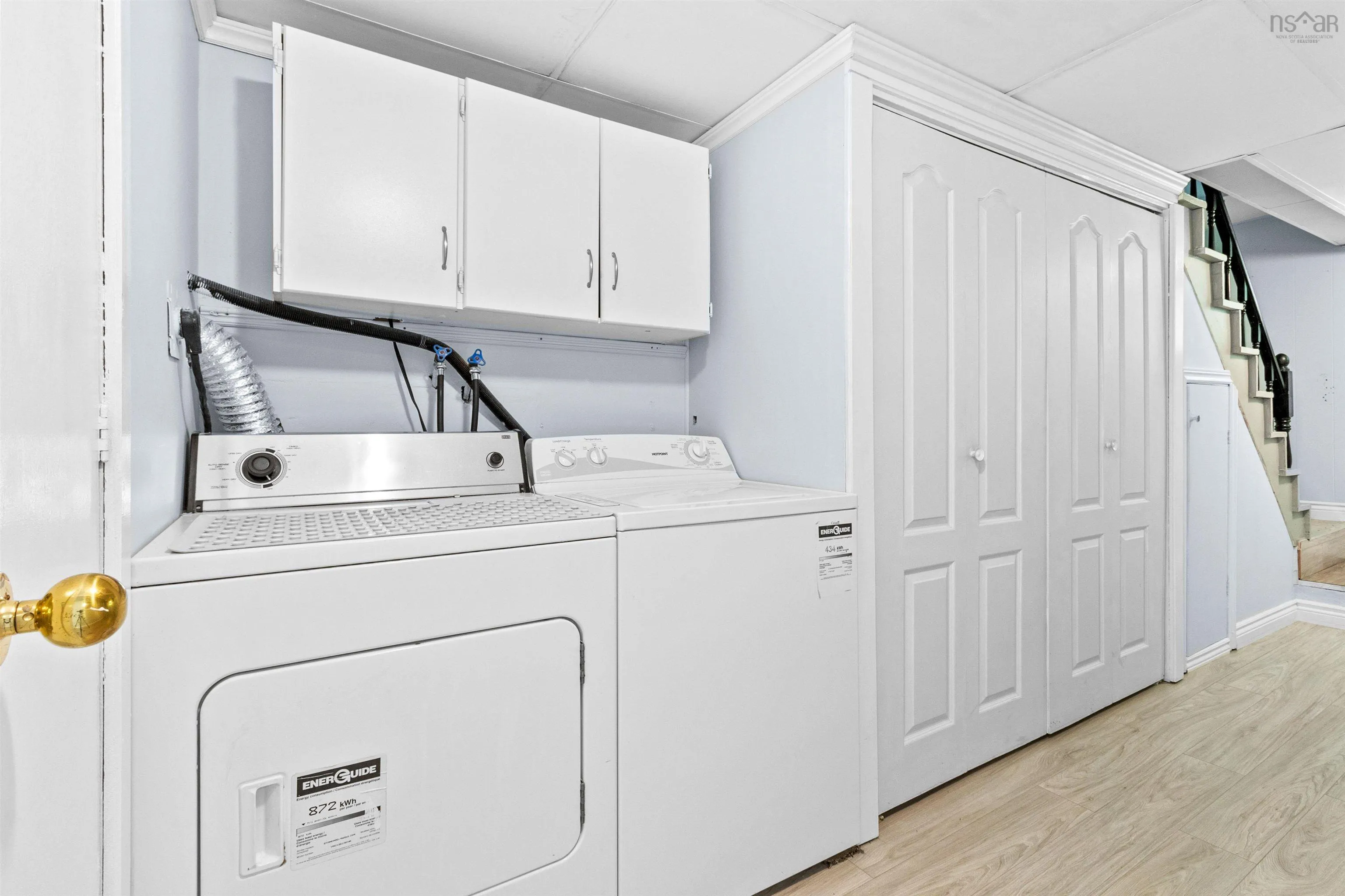 1059 Fall River Road, Fall River, NS B2T 1E9, 4 Bedrooms Bedrooms, ,2 BathroomsBathrooms,Residential,For Sale,Fall River,202524898