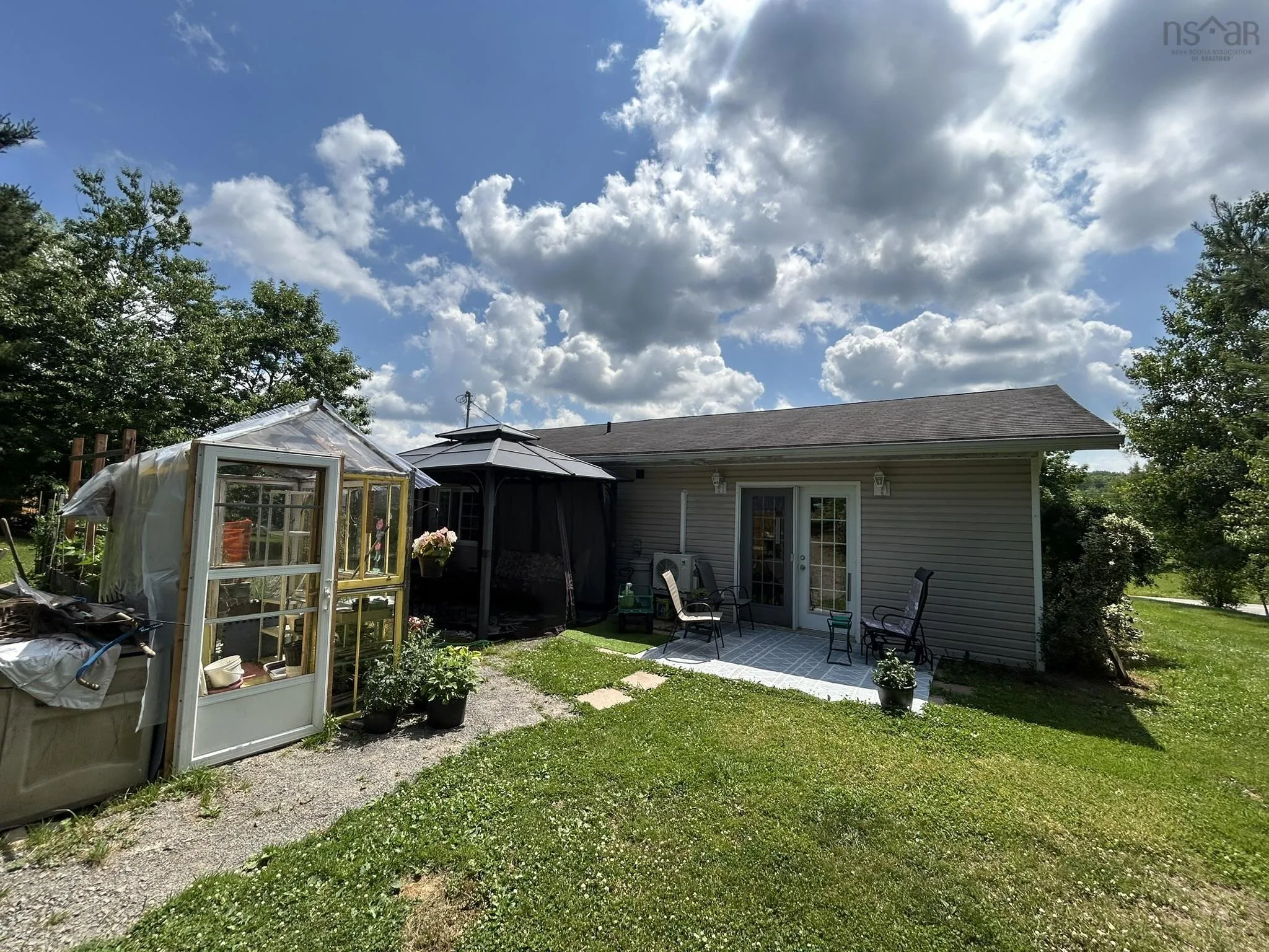 13697 Highway 1, Hants Border, NS B0P 1P0, 3 Bedrooms Bedrooms, ,2 BathroomsBathrooms,Residential,For Sale,Highway 1,202516875