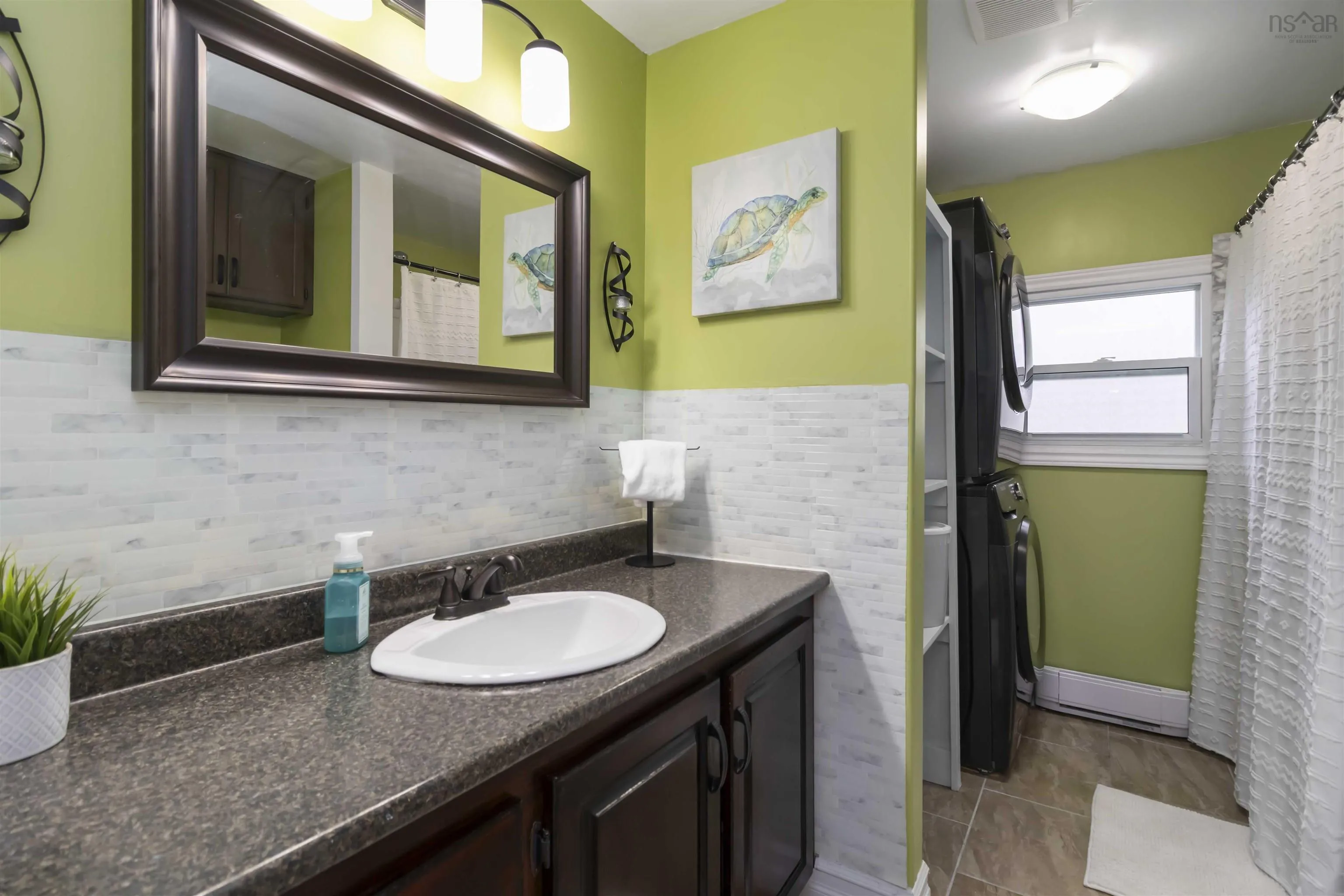 18 Happy Drive, Lake Echo, NS B3E 1C4, 2 Bedrooms Bedrooms, ,1 BathroomBathrooms,Residential,For Sale,Happy,202511740