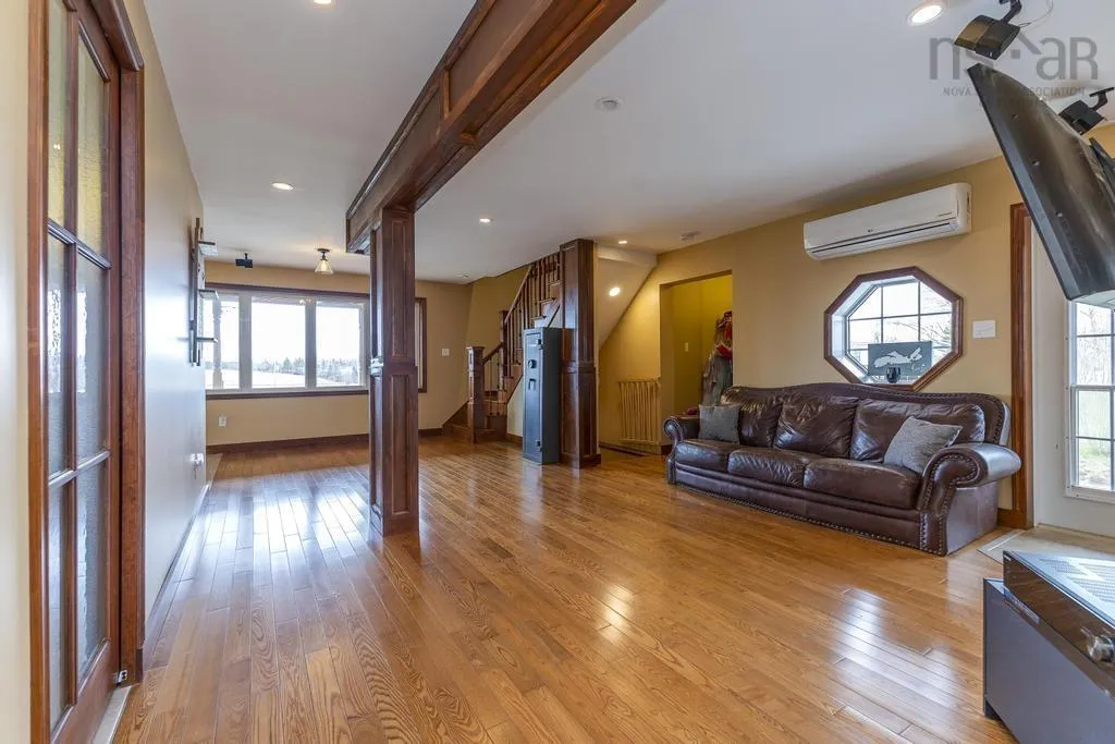 19384 Highway 2, Fort Ellis Ns B0n 2j0, 4 Bedrooms Bedrooms, ,3 BathroomsBathrooms,Residential,For Sale,Highway 2,202409177