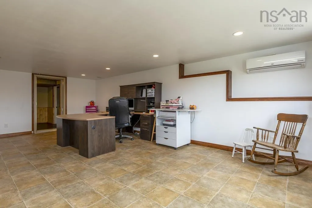 19384 Highway 2, Fort Ellis Ns B0n 2j0, 4 Bedrooms Bedrooms, ,3 BathroomsBathrooms,Residential,For Sale,Highway 2,202409177