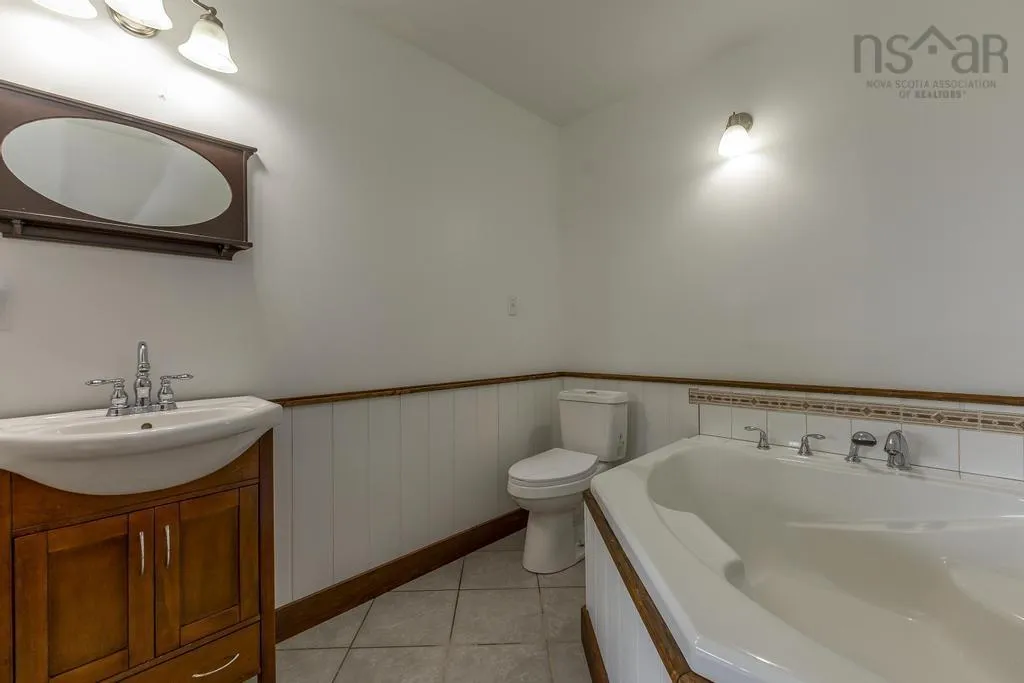 19384 Highway 2, Fort Ellis Ns B0n 2j0, 4 Bedrooms Bedrooms, ,3 BathroomsBathrooms,Residential,For Sale,Highway 2,202409177