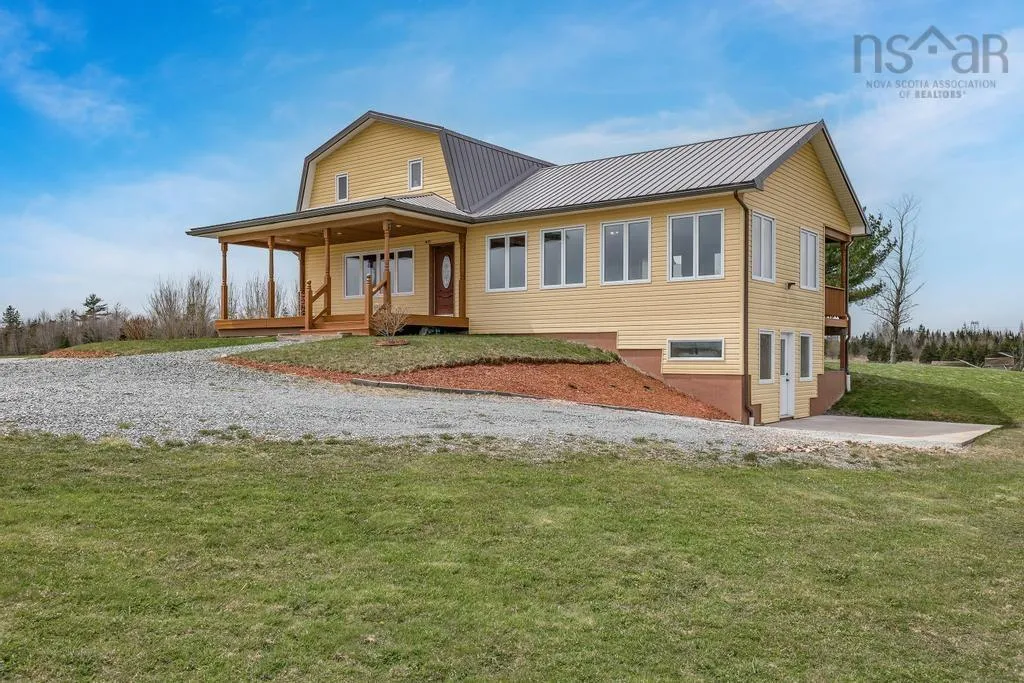19384 Highway 2, Fort Ellis Ns B0n 2j0, 4 Bedrooms Bedrooms, ,3 BathroomsBathrooms,Residential,For Sale,Highway 2,202409177