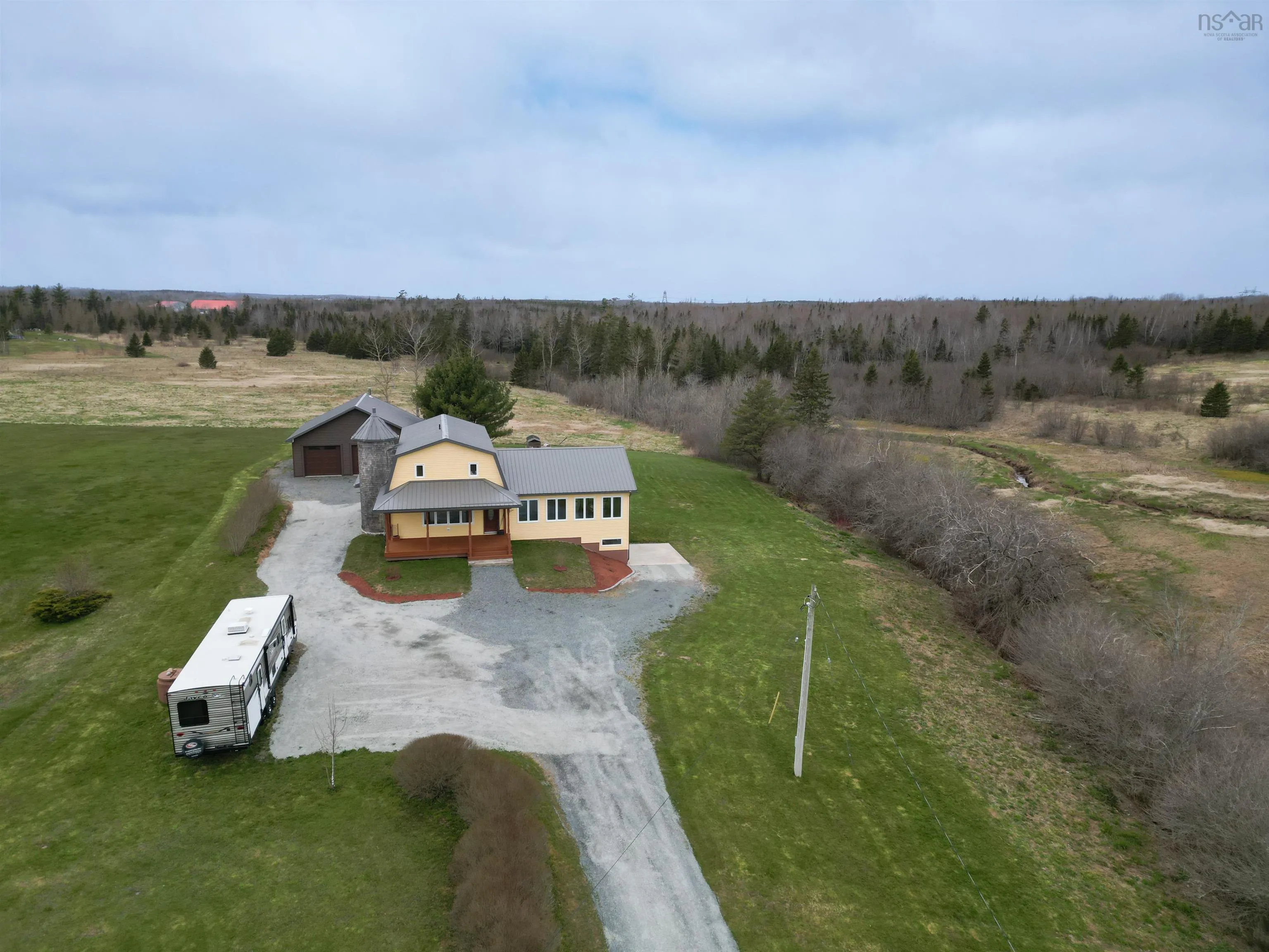 19384 Highway 2, Fort Ellis Ns B0n 2j0, 4 Bedrooms Bedrooms, ,3 BathroomsBathrooms,Residential,For Sale,Highway 2,202409177