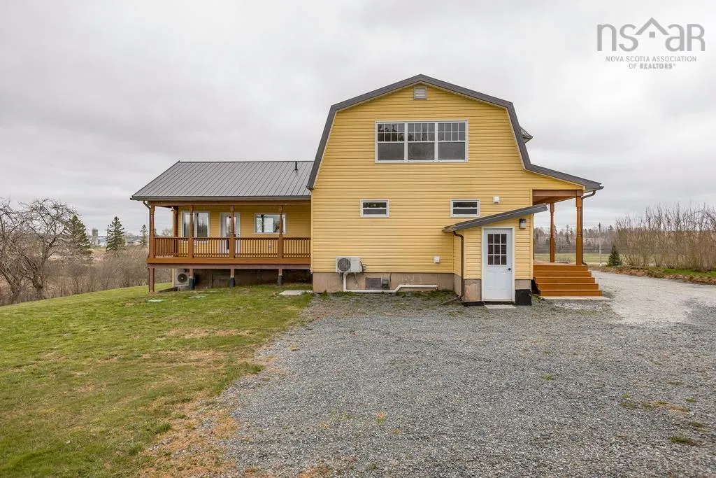 19384 Highway 2, Fort Ellis Ns B0n 2j0, 4 Bedrooms Bedrooms, ,3 BathroomsBathrooms,Residential,For Sale,Highway 2,202409177