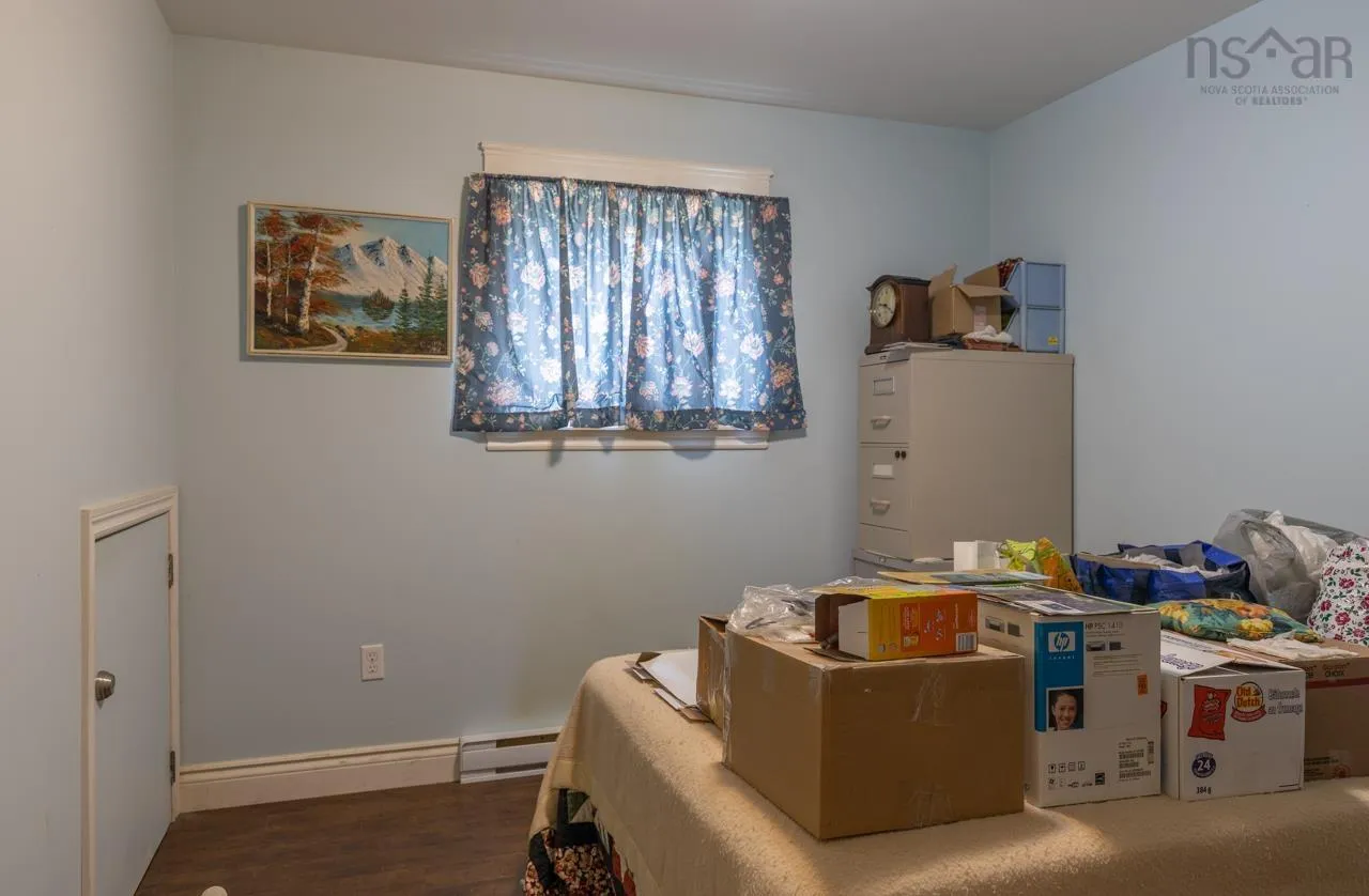 42-44 Bellmont Avenue, North Chegoggin Ns B5a 5k5, 5 Bedrooms Bedrooms, ,Residential Income,For Sale,Bellmont,202406268