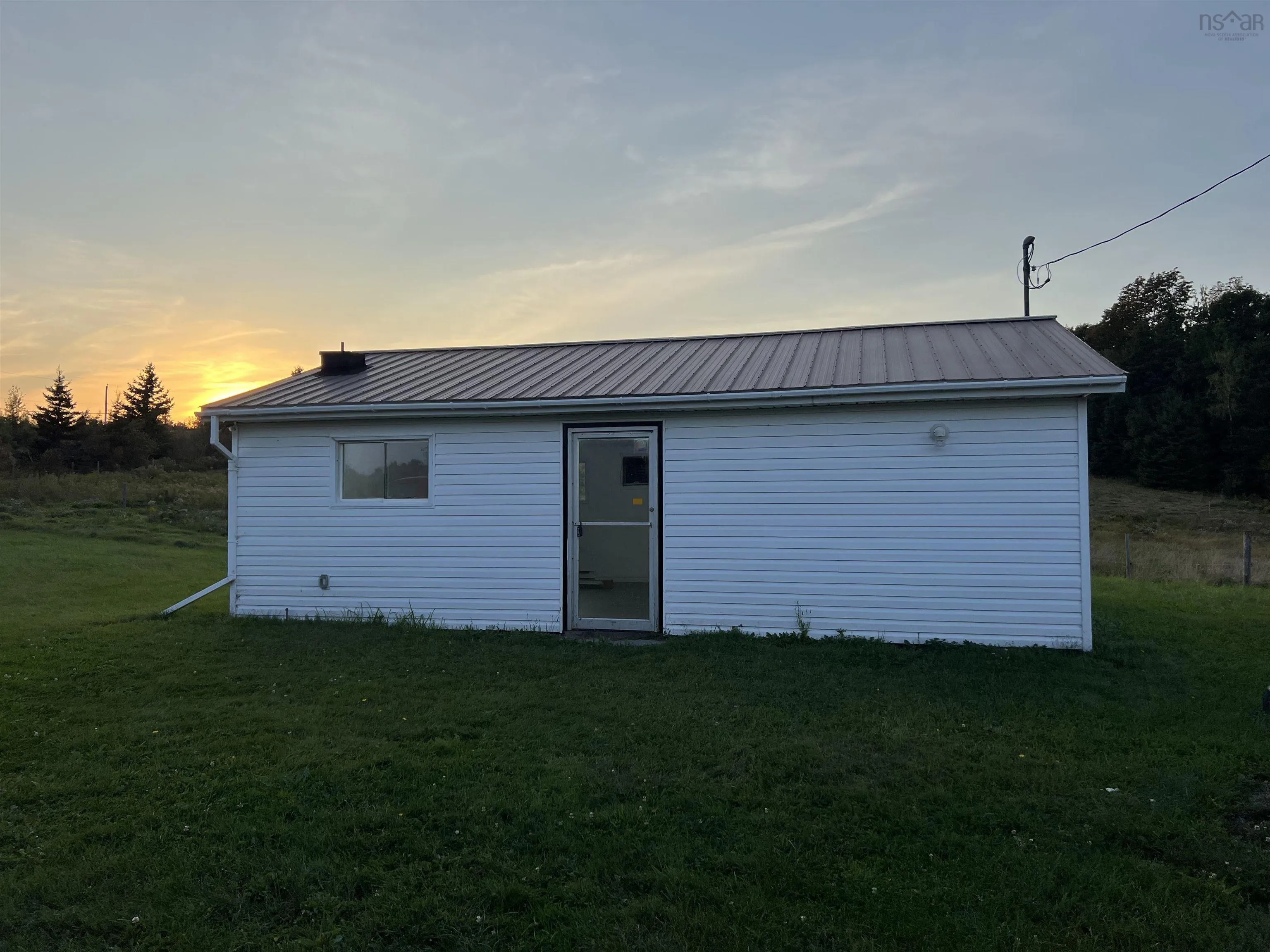 3111 Gairloch Road, Rocklin, NS B0K 2A0, ,1 BathroomBathrooms,Residential,For Sale,Gairloch,202513464