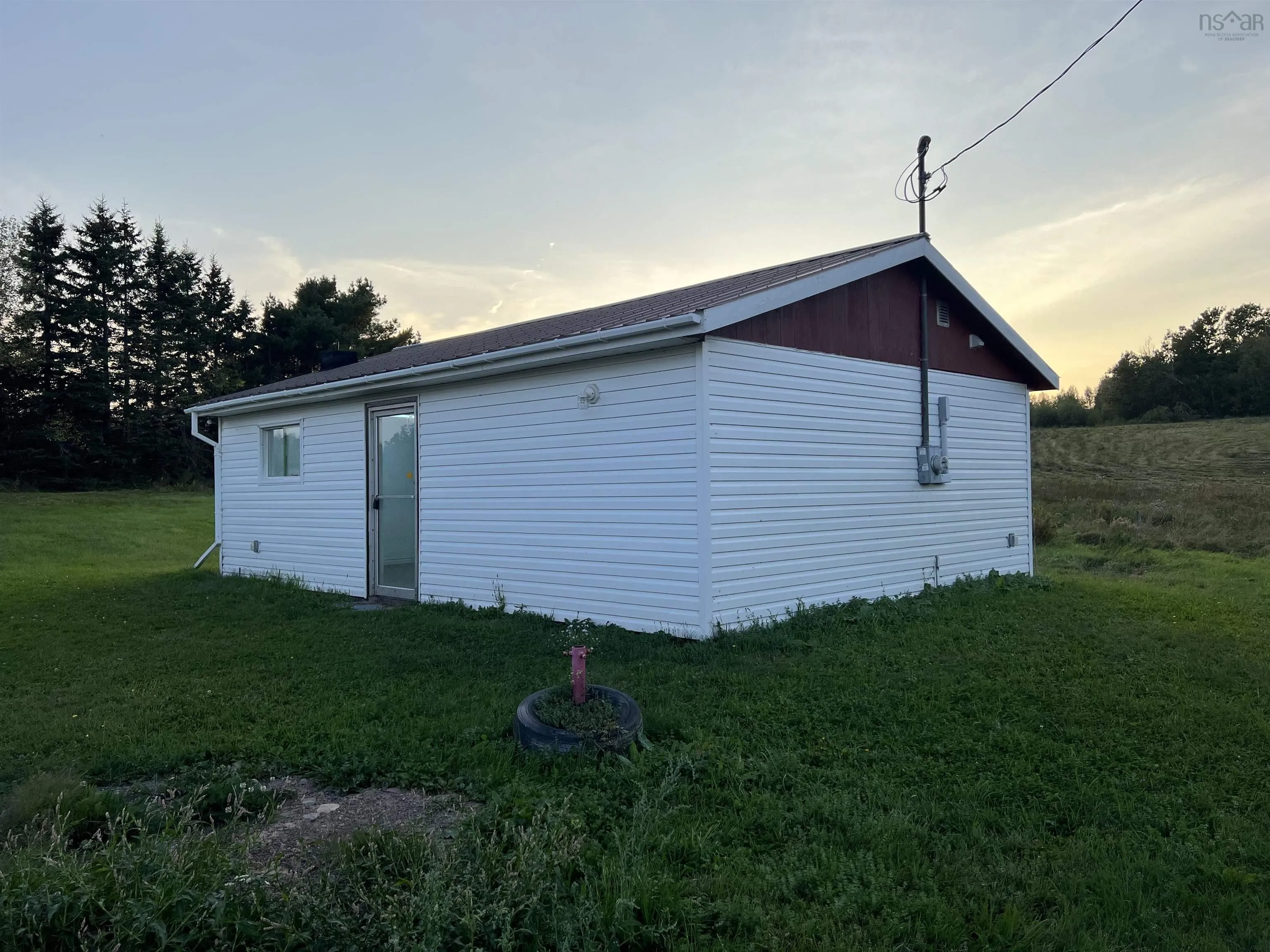 3111 Gairloch Road, Rocklin, NS B0K 2A0, ,1 BathroomBathrooms,Residential,For Sale,Gairloch,202513464