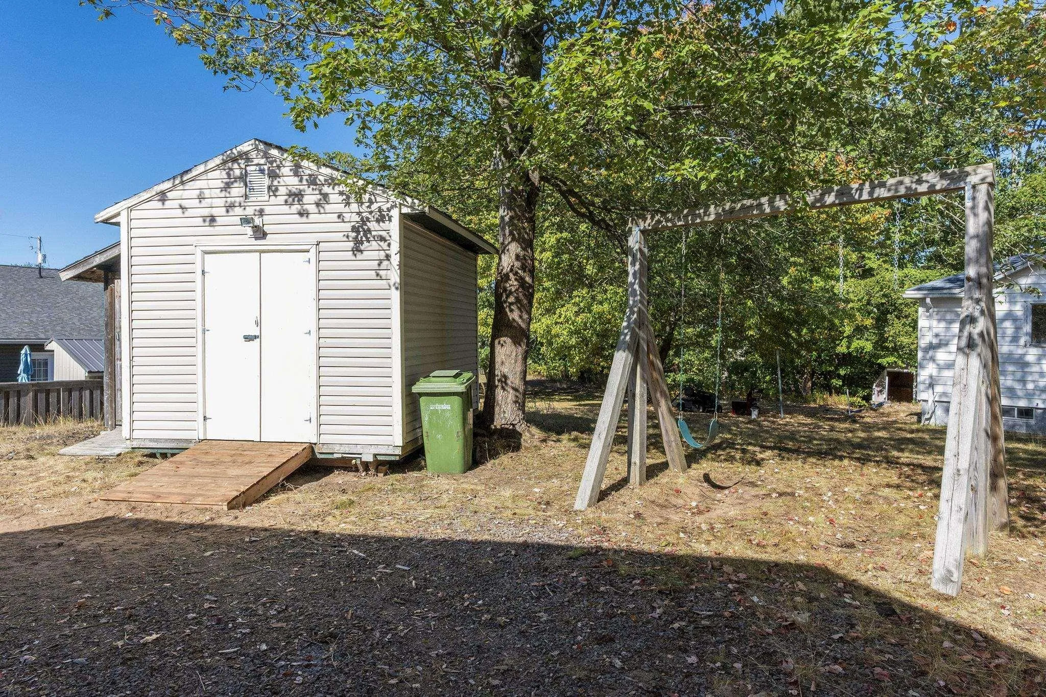 1073 Whittington Drive, Greenwood, NS B0P 1R0, 3 Bedrooms Bedrooms, ,2 BathroomsBathrooms,Residential,For Sale,Whittington,202523651