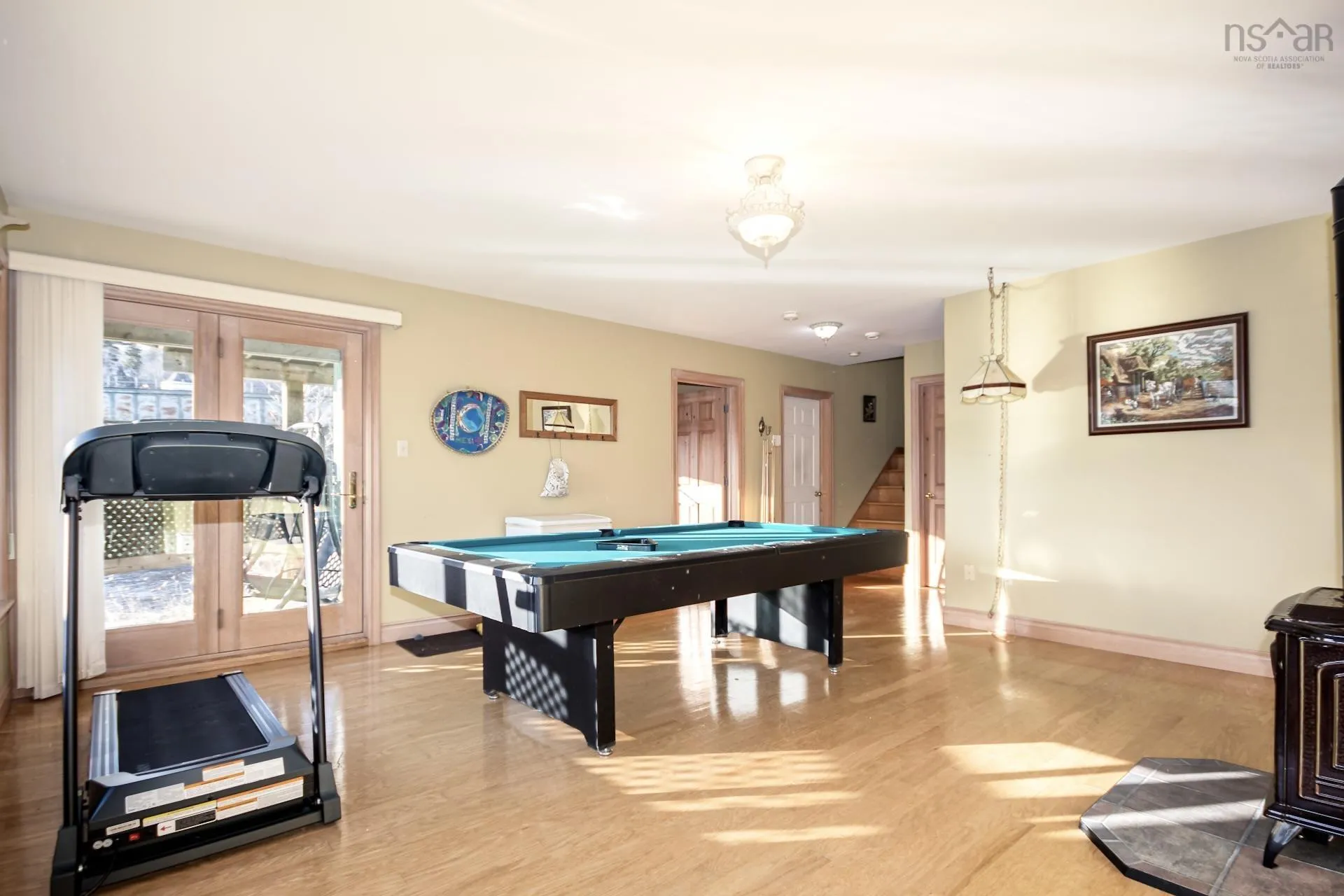 567 Shore Drive, Bedford, NS B4A 2C7, 3 Bedrooms Bedrooms, ,3 BathroomsBathrooms,Residential,For Sale,Shore,202523527