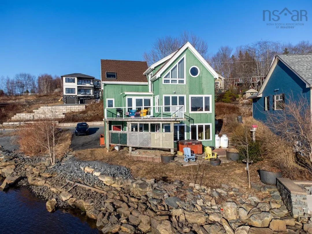 567 Shore Drive, Bedford, NS B4A 2C7, 3 Bedrooms Bedrooms, ,3 BathroomsBathrooms,Residential,For Sale,Shore,202523527