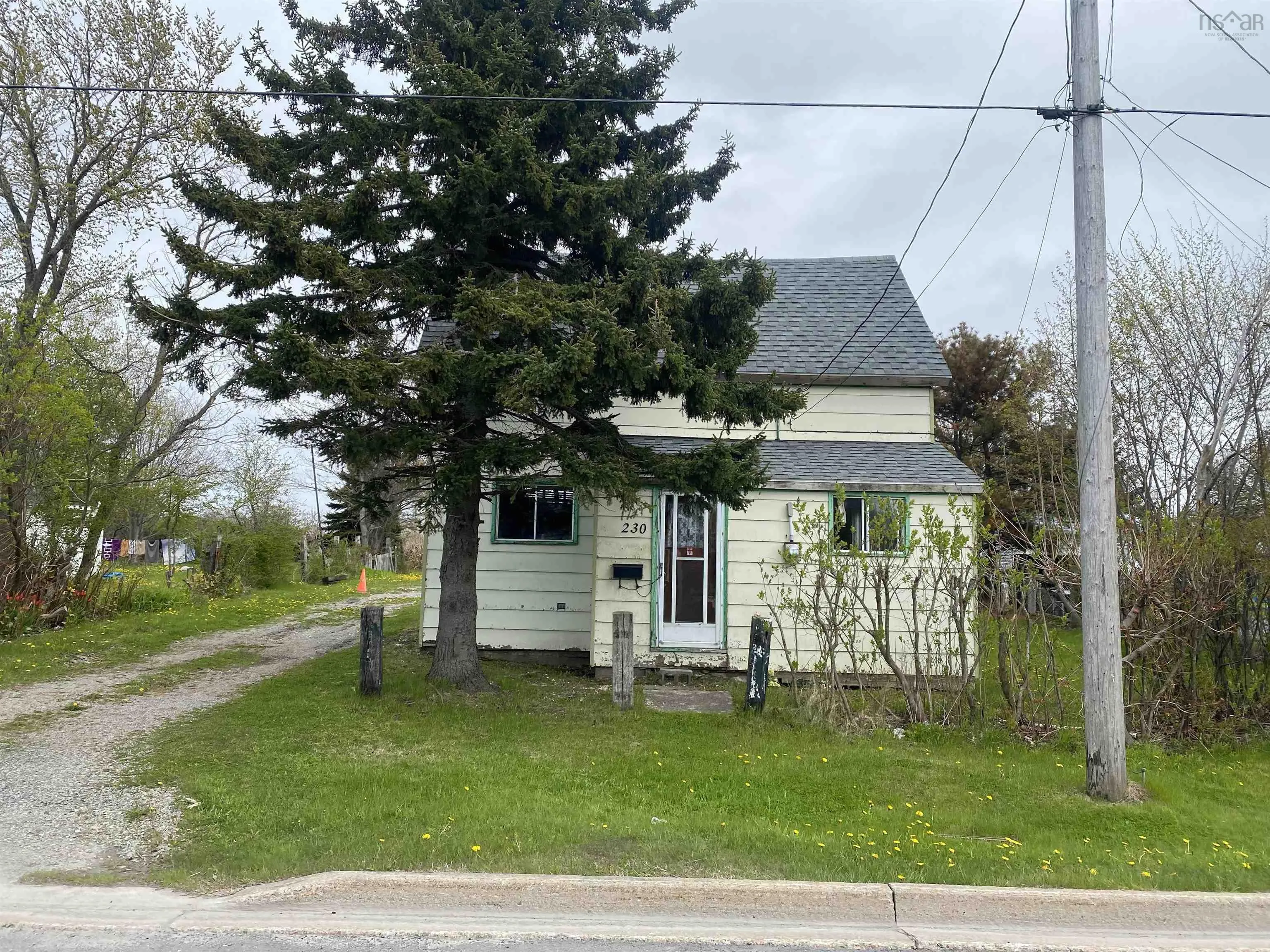 230 Atlantic Street, Sydney Mines, NS B1V 1W8, 3 Bedrooms Bedrooms, ,1 BathroomBathrooms,Residential,For Sale,Atlantic,202512949