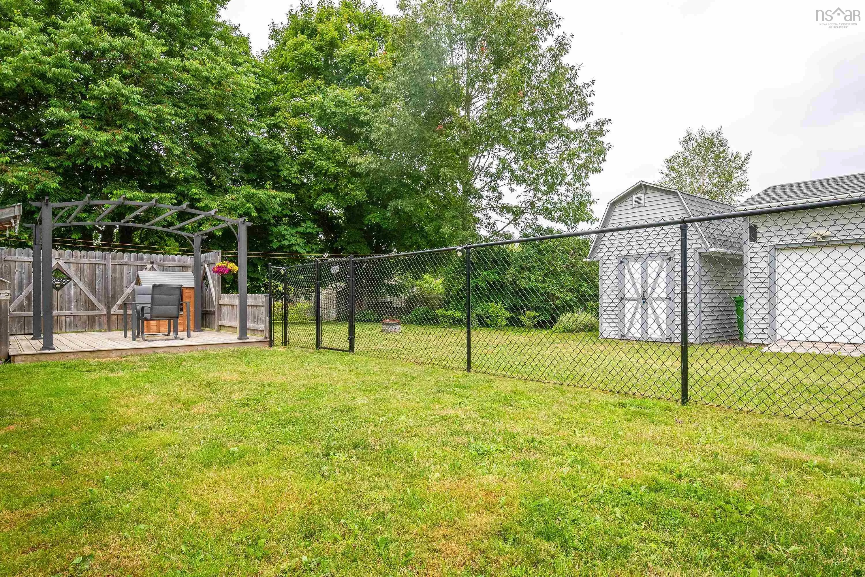 10 Bezanson Drive Drive, Berwick, NS B0P 1E0, 3 Bedrooms Bedrooms, ,2 BathroomsBathrooms,Residential,For Sale,Bezanson,202517669