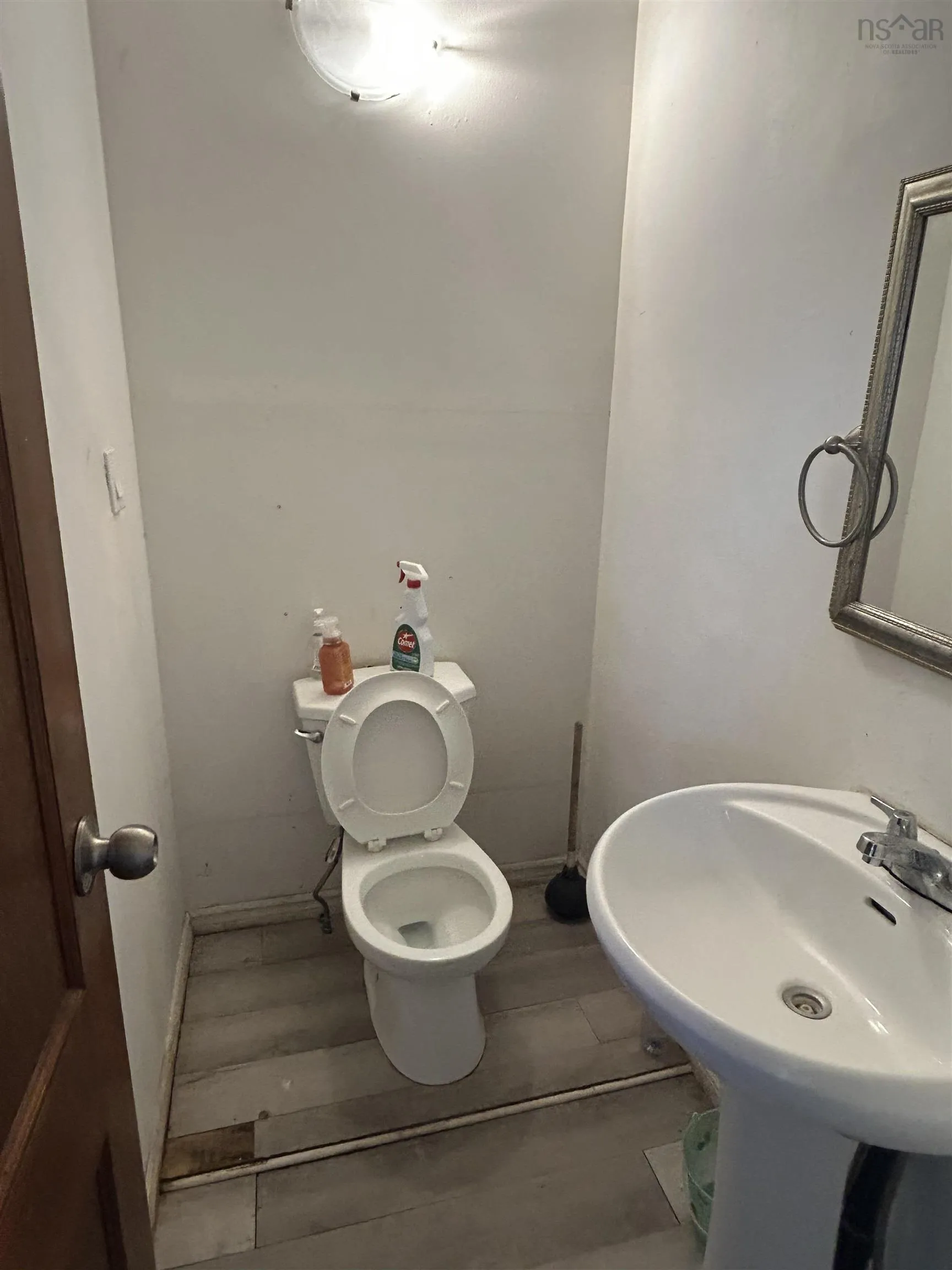 49 Richmond, Sydney, NS B1P 2V1, 3 Bedrooms Bedrooms, ,2 BathroomsBathrooms,Residential,For Sale,Richmond,202524802