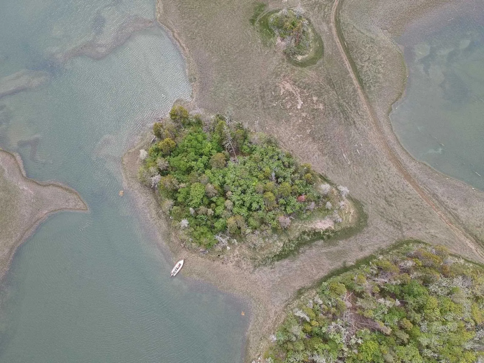 0 Le Petite Isle Island, Surettes Island Ns B0w 3m0, ,Land,For Sale,Le Petite Isle,202109666