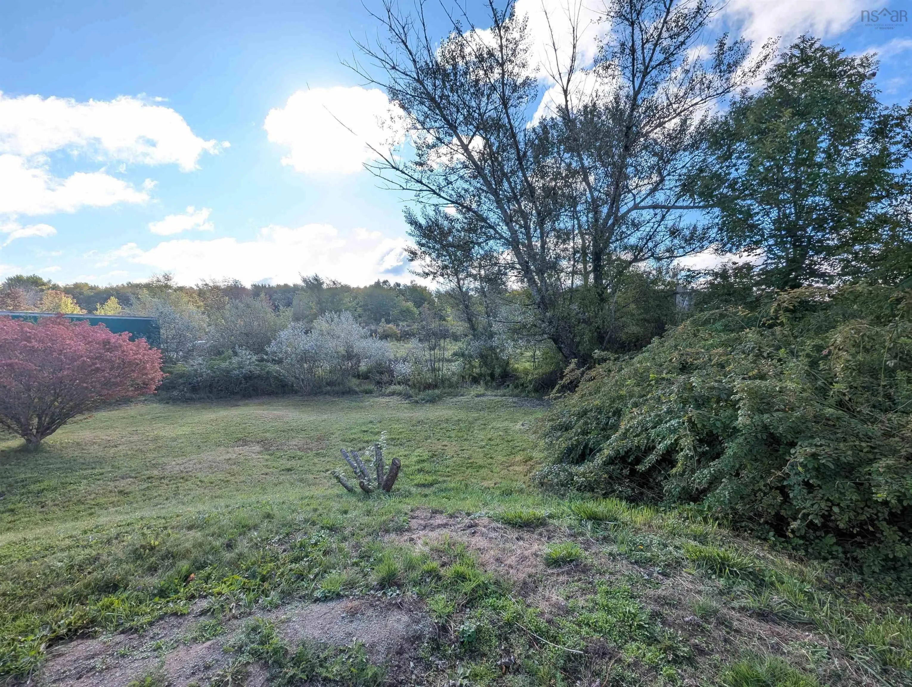 575 Highway 2, Elmsdale, NS B2S 1A4, 3 Bedrooms Bedrooms, ,1 BathroomBathrooms,Residential,For Sale,Highway 2,202523354