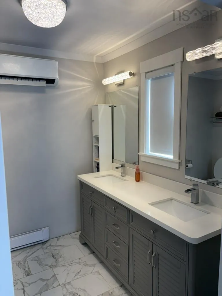 25 Lakewood Drive, Brooklyn, NS B0N 2A0, 2 Bedrooms Bedrooms, ,2 BathroomsBathrooms,Residential,For Sale,Lakewood,202525613