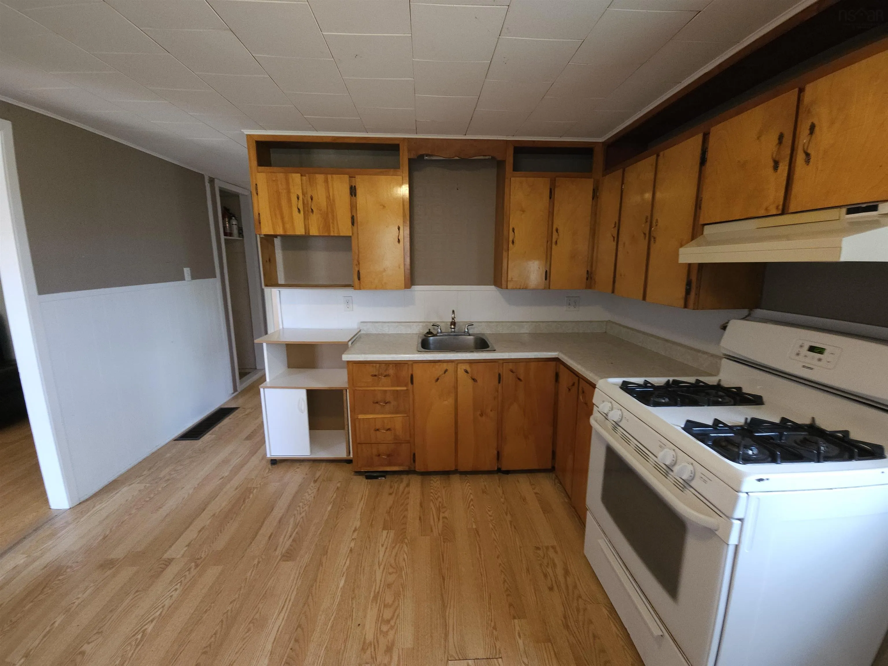 222 John Bell Road, Brookfield, NS B0N 1C0, 3 Bedrooms Bedrooms, ,Residential Income,For Sale,John Bell,202510899