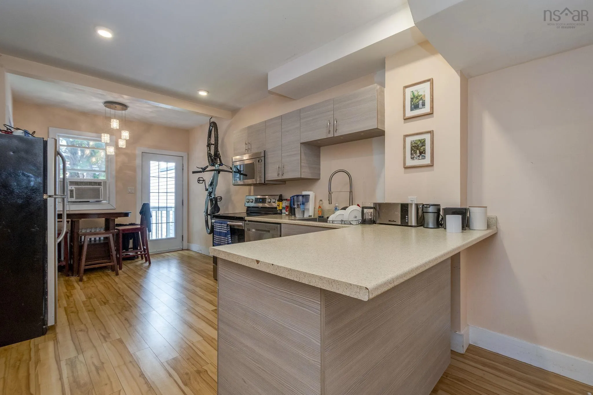 5231 Tobin Street, Halifax, NS B3J 1A4, 4 Bedrooms Bedrooms, ,Residential Income,For Sale,Tobin,202524771