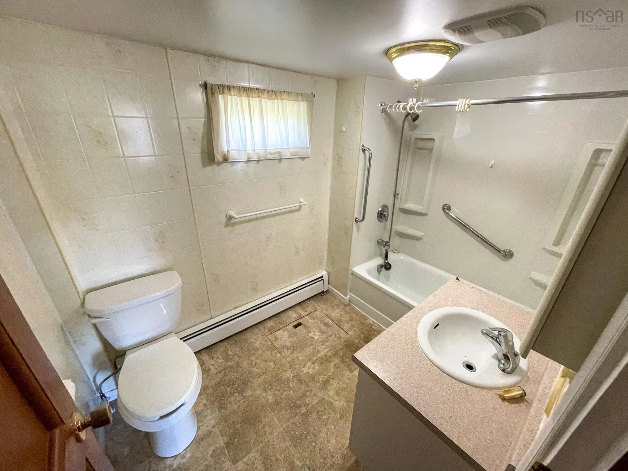 169 Havenside Road, Louisbourg, NS B1C 1P1, 3 Bedrooms Bedrooms, ,1 BathroomBathrooms,Residential,For Sale,Havenside,202518143