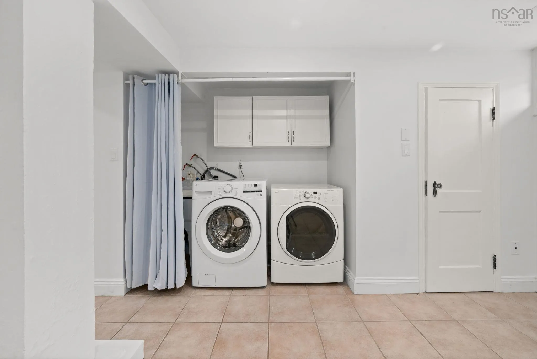 1139 Dalhousie Street, Halifax, NS B3H 3W5, 4 Bedrooms Bedrooms, ,3 BathroomsBathrooms,Residential,For Sale,Dalhousie,202524499