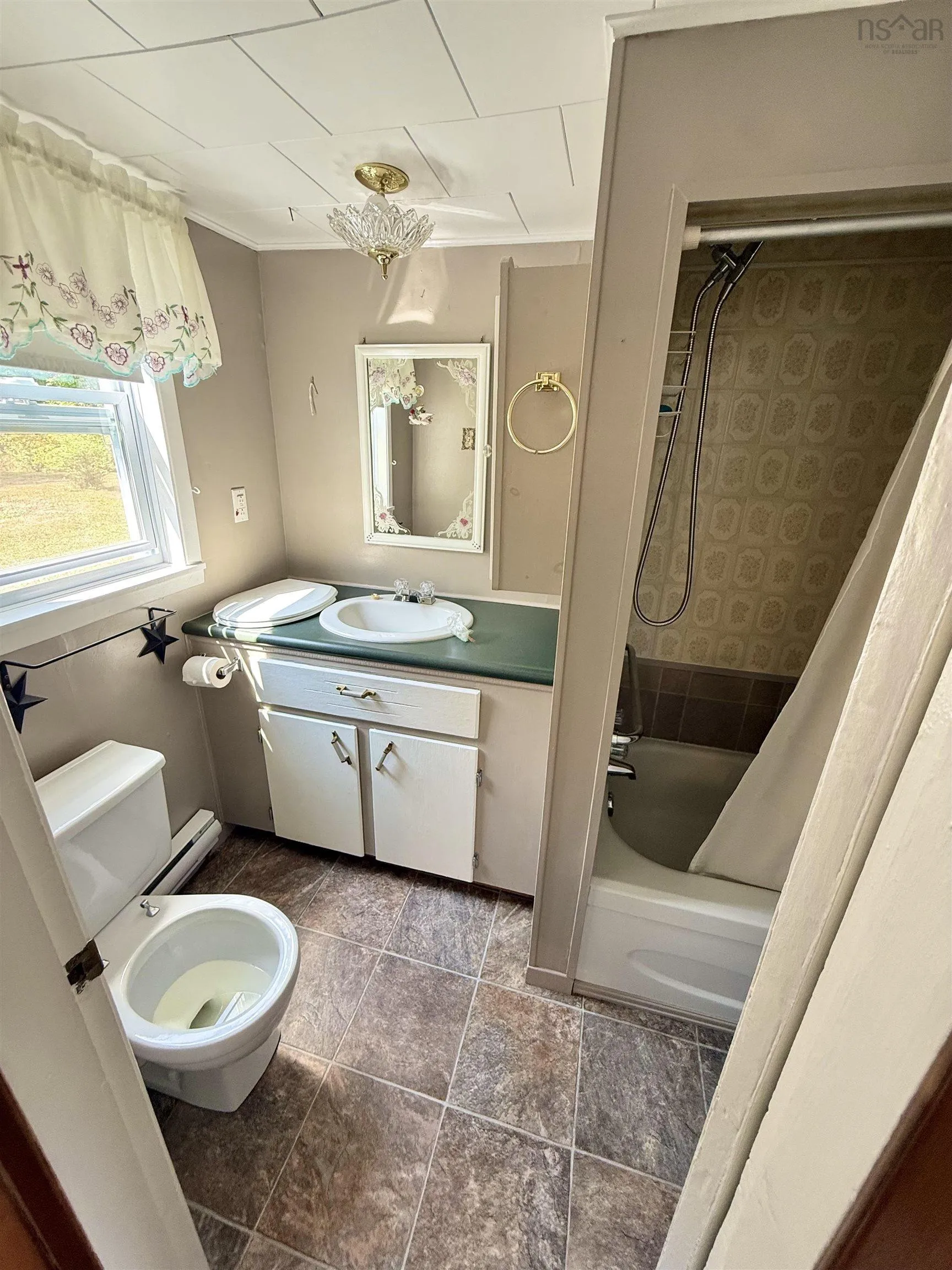 39 Sawdust Road, Springfield, NS B0R 1H0, 2 Bedrooms Bedrooms, ,1 BathroomBathrooms,Residential,For Sale,Sawdust,202520557