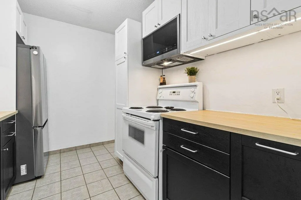 402-38 Veronica Drive, Halifax, NS B3N 3A3, 2 Bedrooms Bedrooms, ,1 BathroomBathrooms,Residential,For Sale,Veronica,202524728