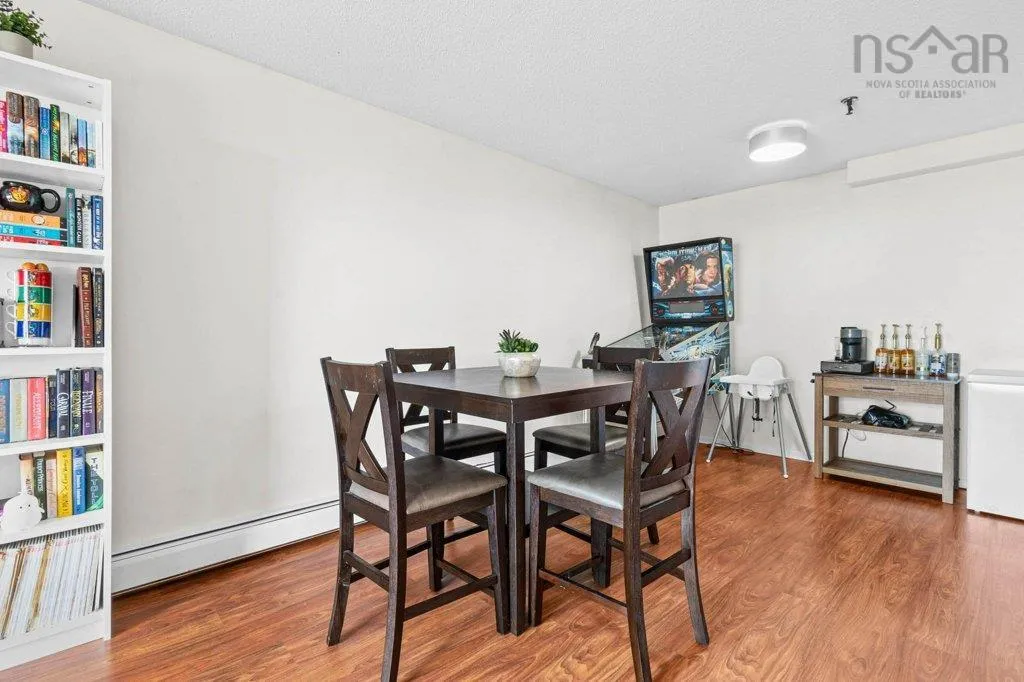 402-38 Veronica Drive, Halifax, NS B3N 3A3, 2 Bedrooms Bedrooms, ,1 BathroomBathrooms,Residential,For Sale,Veronica,202524728