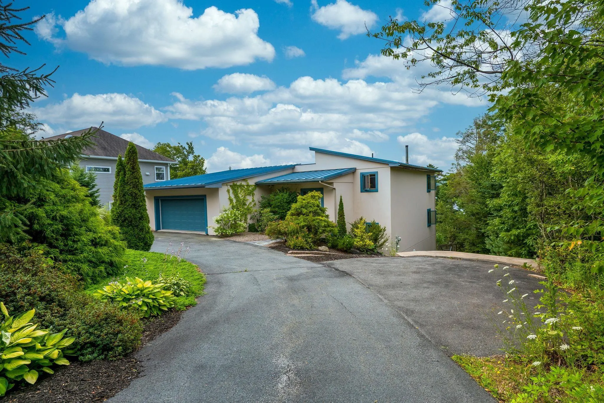 49 Fairway Grove, Lake Loon, NS B2W 6M5, 2 Bedrooms Bedrooms, ,3 BathroomsBathrooms,Residential,For Sale,Fairway,202519854