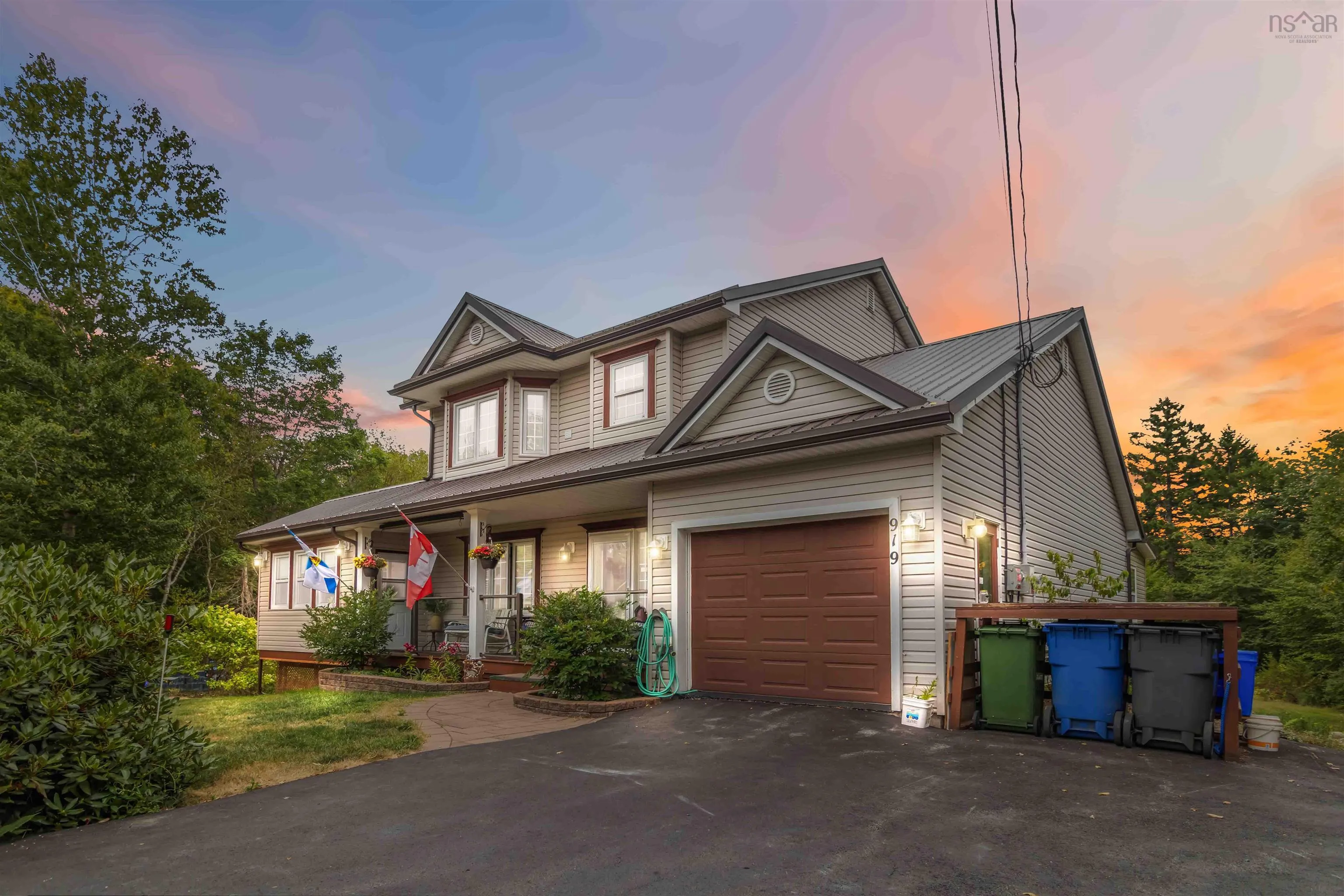919 White Hills Run, Hammonds Plains, NS B4B 1V6, 4 Bedrooms Bedrooms, ,4 BathroomsBathrooms,Residential,For Sale,White Hills,202520732