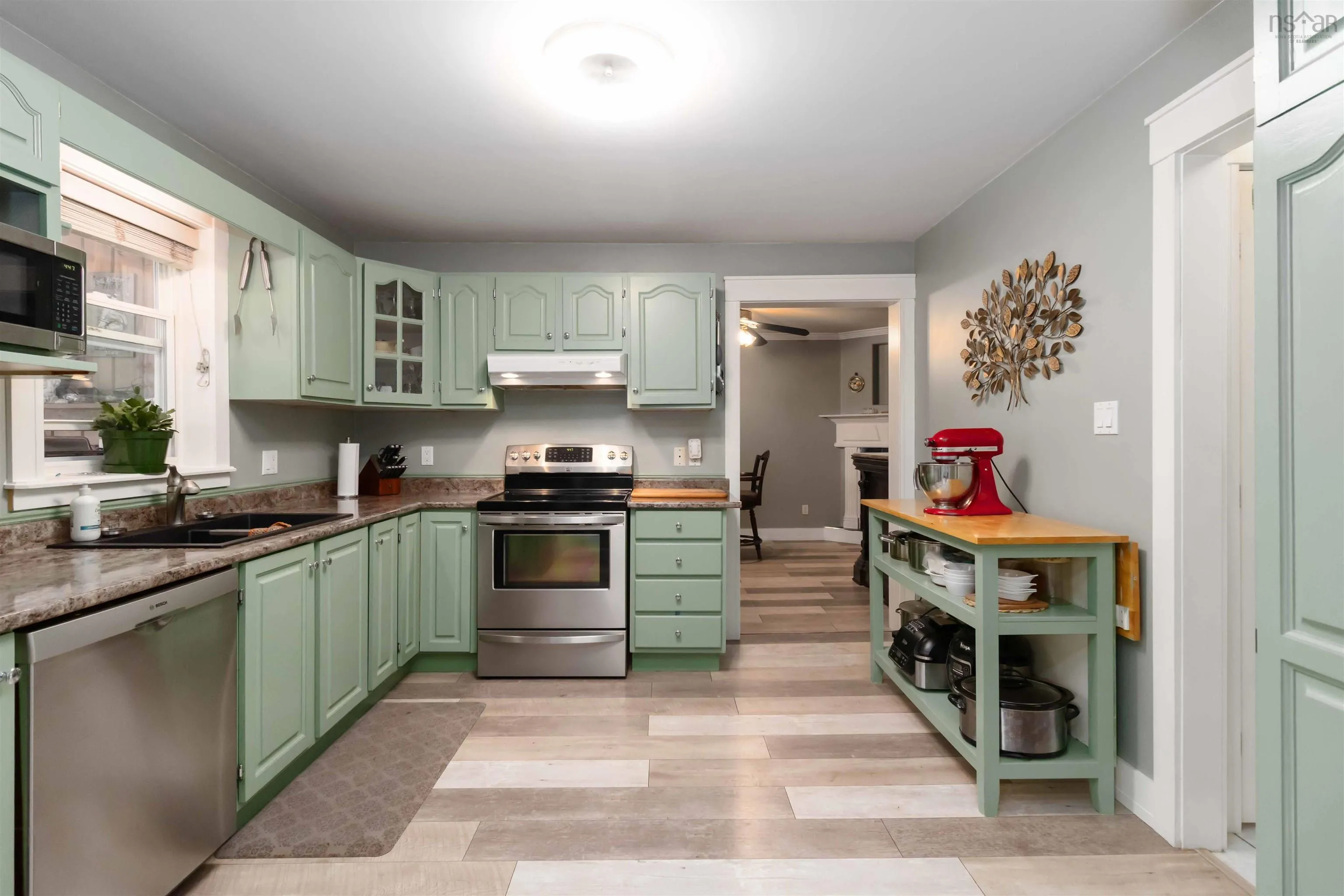 919 White Hills Run, Hammonds Plains, NS B4B 1V6, 4 Bedrooms Bedrooms, ,4 BathroomsBathrooms,Residential,For Sale,White Hills,202520732