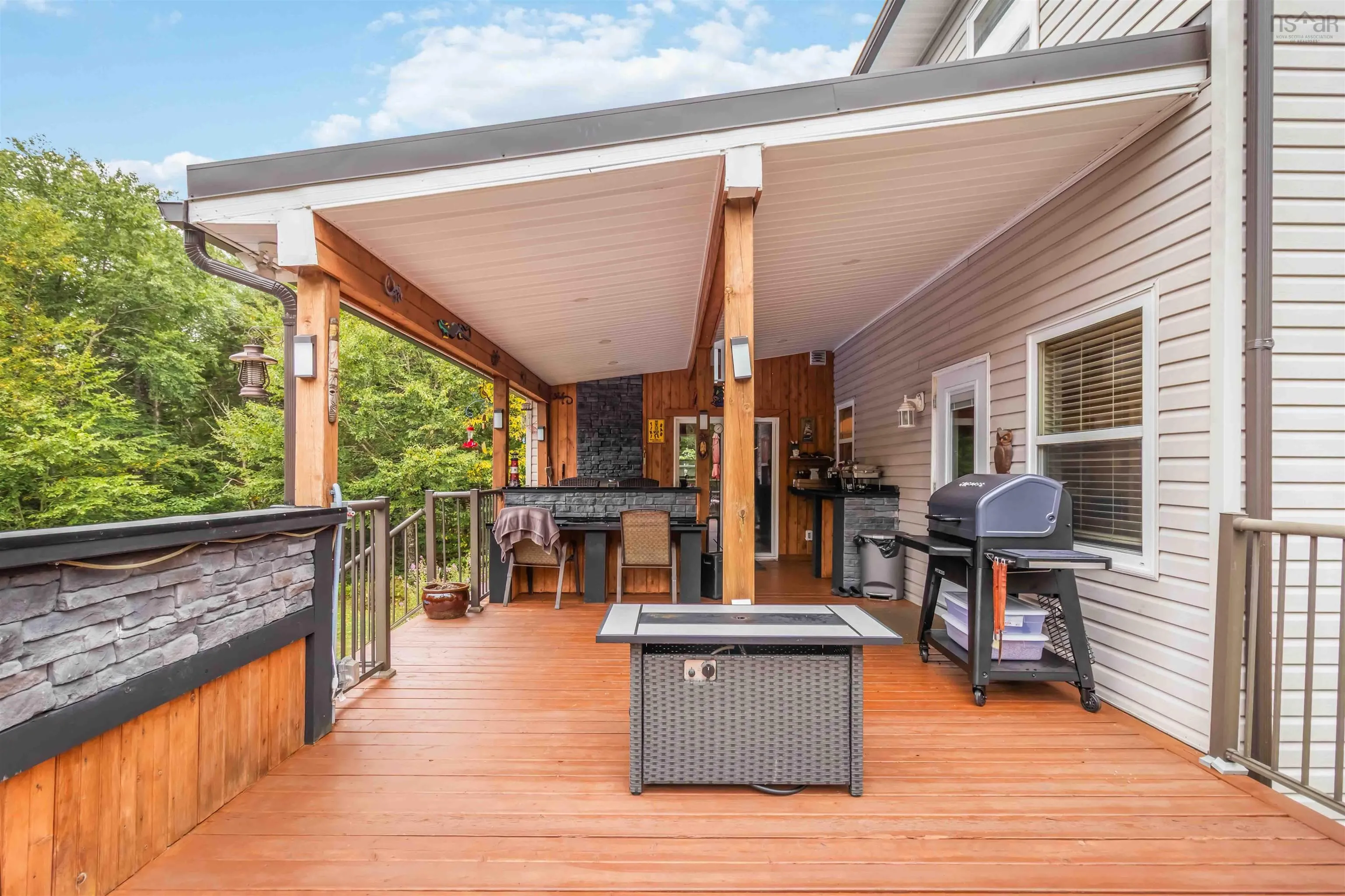 919 White Hills Run, Hammonds Plains, NS B4B 1V6, 4 Bedrooms Bedrooms, ,4 BathroomsBathrooms,Residential,For Sale,White Hills,202520732