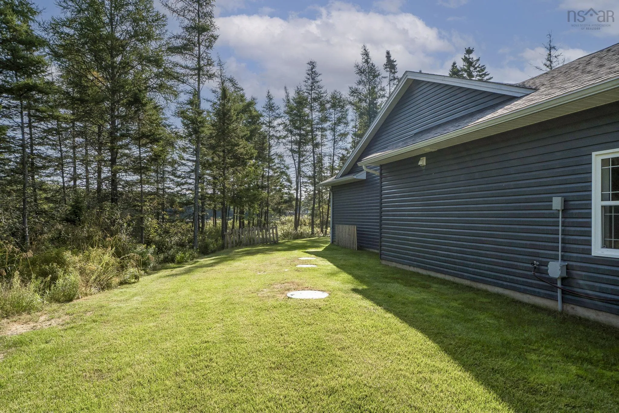 160 Big Hubley Lake Drive, Hubley, NS B3Z 1B8, 3 Bedrooms Bedrooms, ,2 BathroomsBathrooms,Residential,For Sale,Big Hubley Lake,202522411