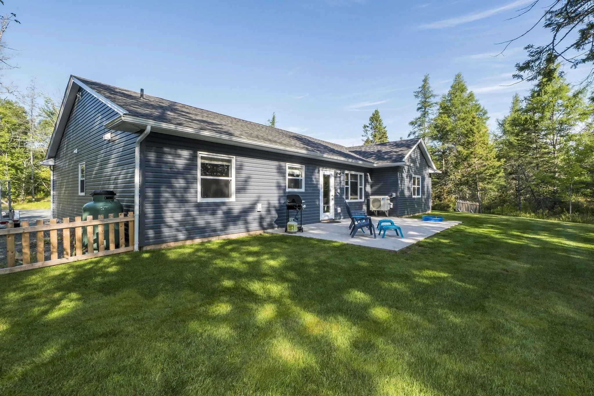 160 Big Hubley Lake Drive, Hubley, NS B3Z 1B8, 3 Bedrooms Bedrooms, ,2 BathroomsBathrooms,Residential,For Sale,Big Hubley Lake,202522411