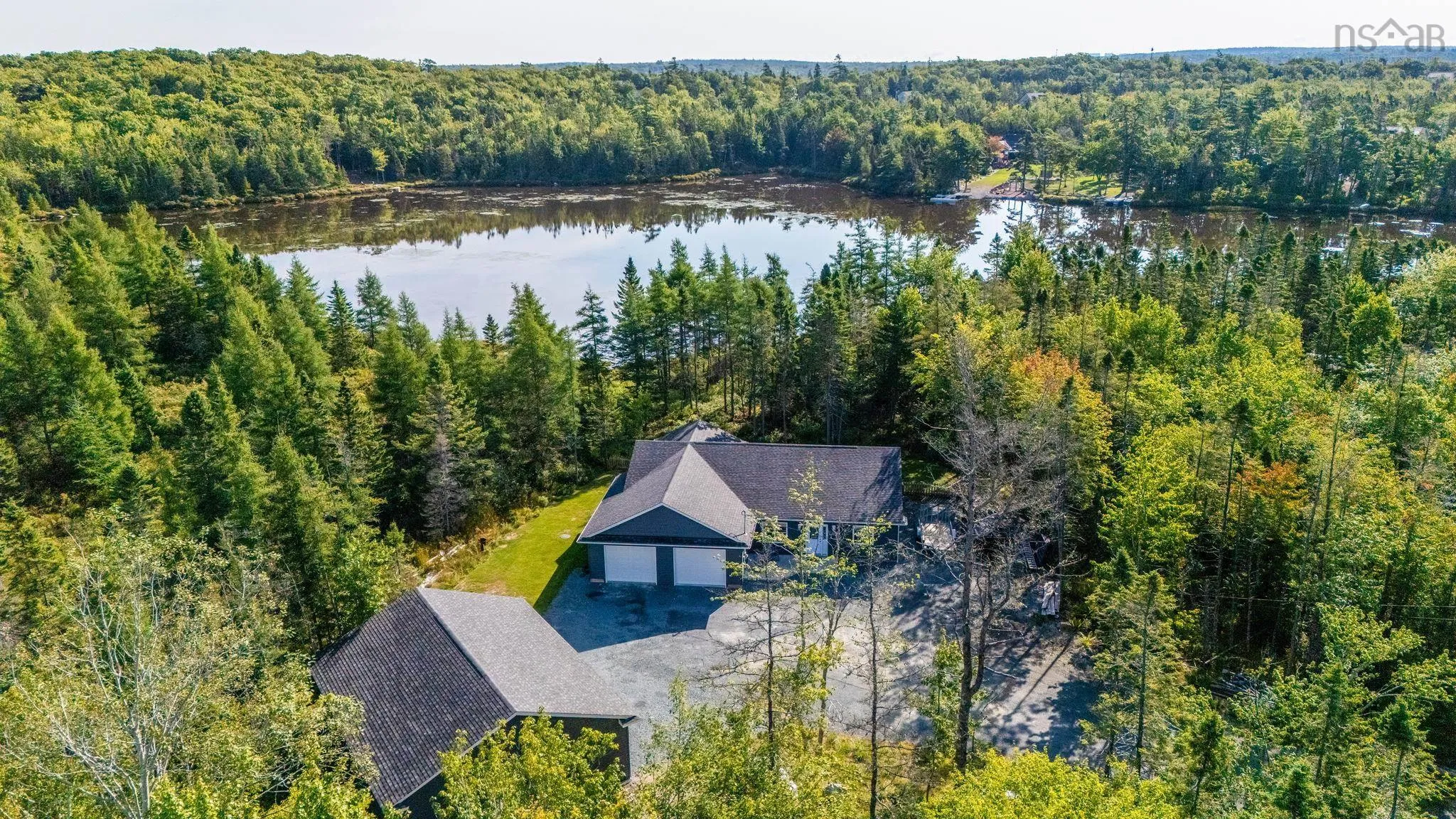 160 Big Hubley Lake Drive, Hubley, NS B3Z 1B8, 3 Bedrooms Bedrooms, ,2 BathroomsBathrooms,Residential,For Sale,Big Hubley Lake,202522411