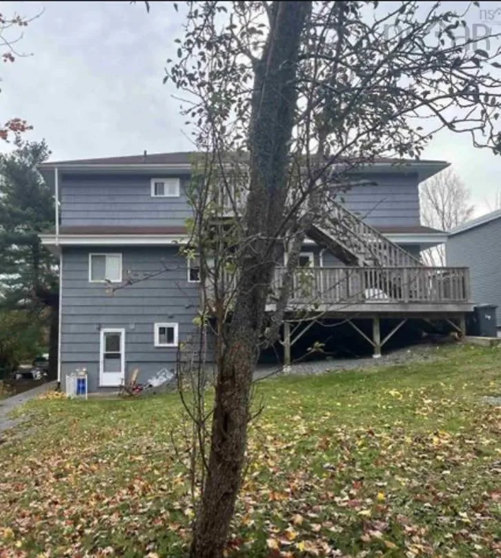 157-159 Crown Drive, Fairmount, NS B3N 1L2, 11 Bedrooms Bedrooms, ,Residential Income,For Sale,Crown,202520409