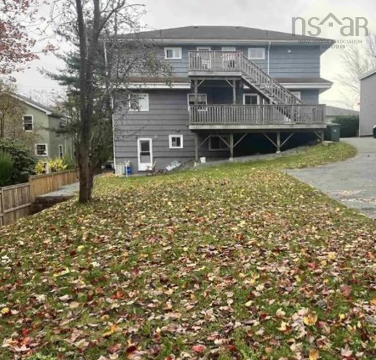 157-159 Crown Drive, Fairmount, NS B3N 1L2, 11 Bedrooms Bedrooms, ,Residential Income,For Sale,Crown,202520409