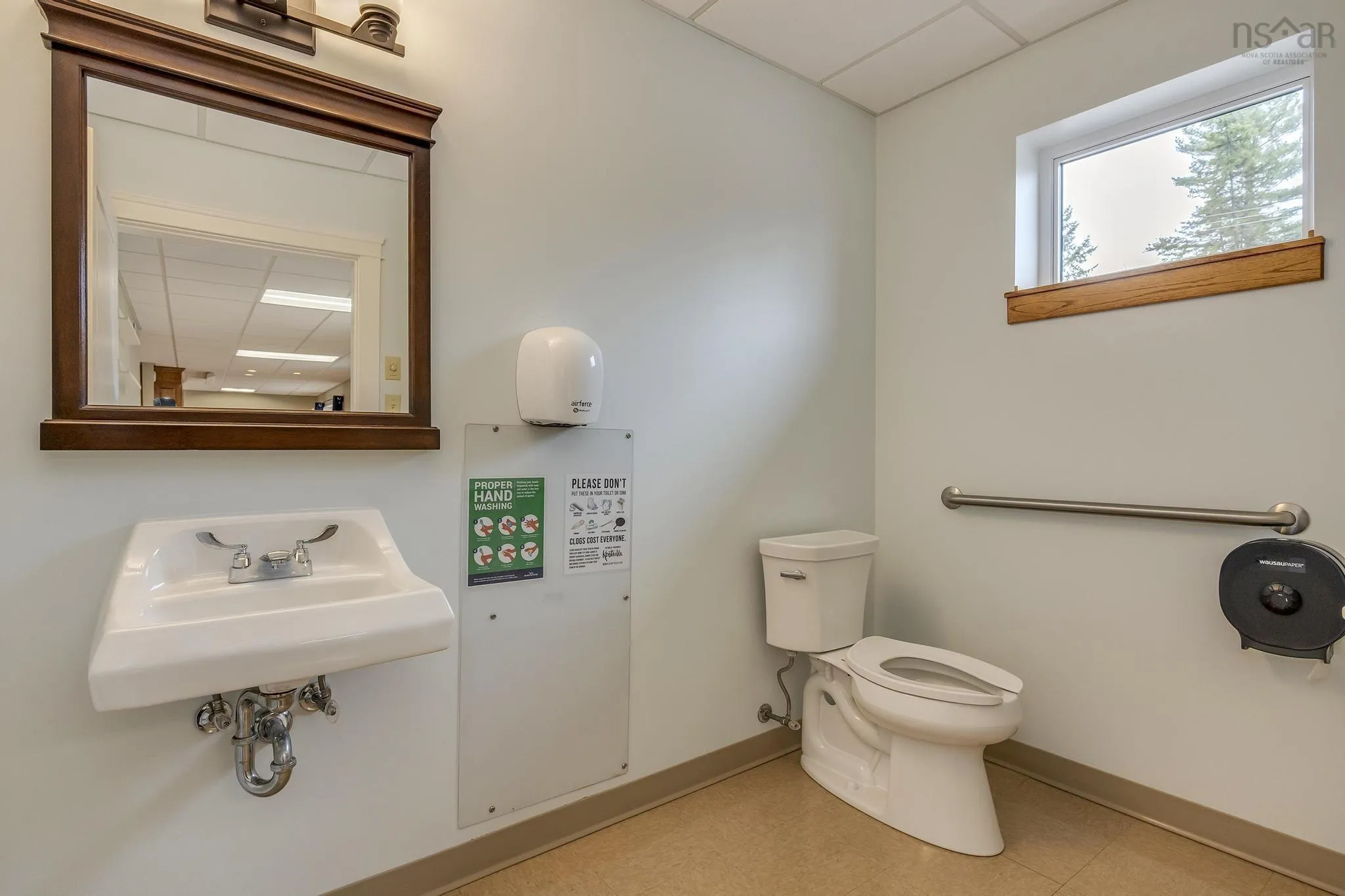 45 Donald E Hiltz Connector Road, Kentville Ns B4n 3v7, ,Commercial Sale,For Sale,Donald E Hiltz Connector,202508685