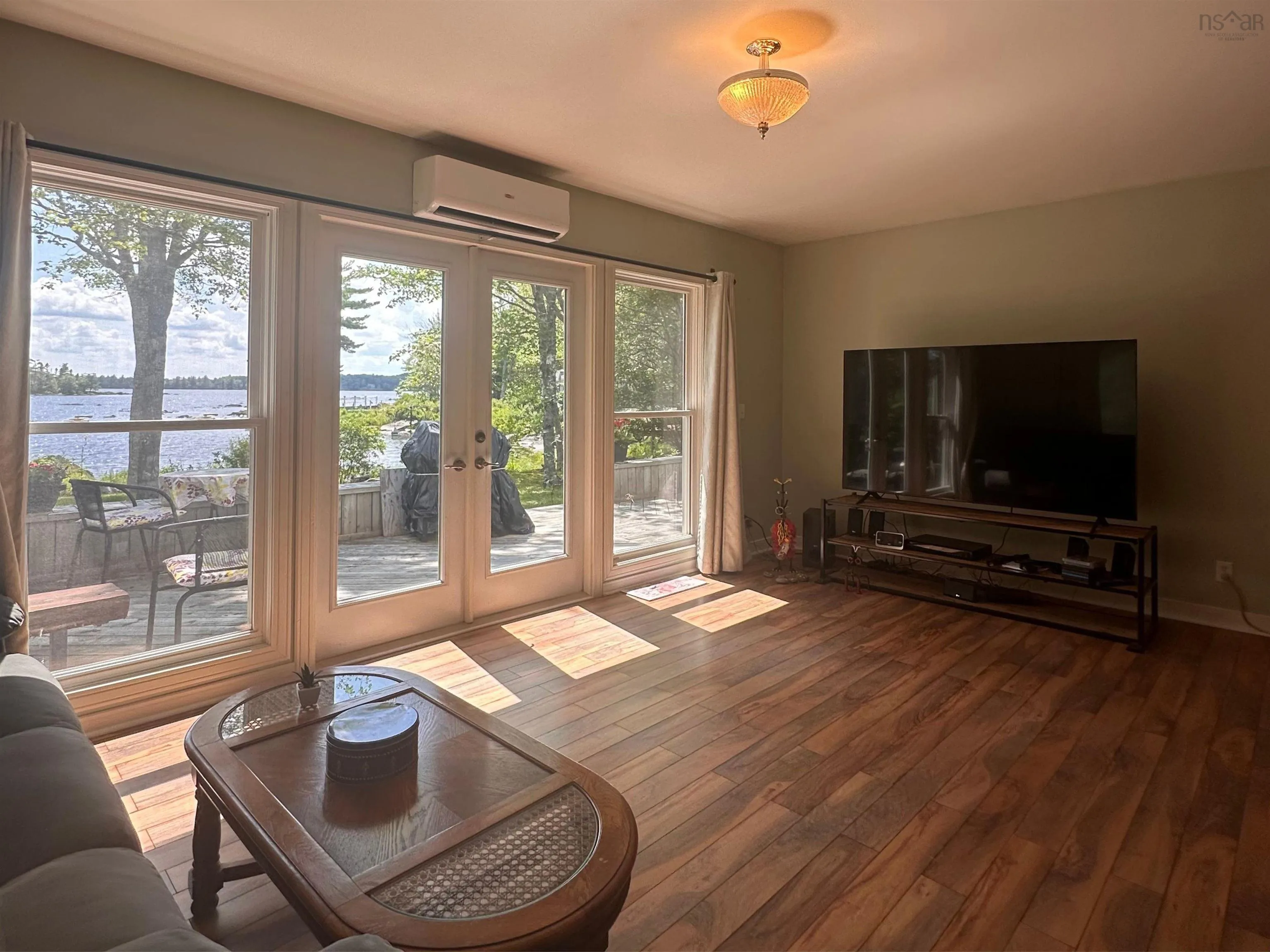 10 Hemford Crescent, Hemford, NS B0R 1E0, 3 Bedrooms Bedrooms, ,2 BathroomsBathrooms,Residential,For Sale,Hemford,202516592