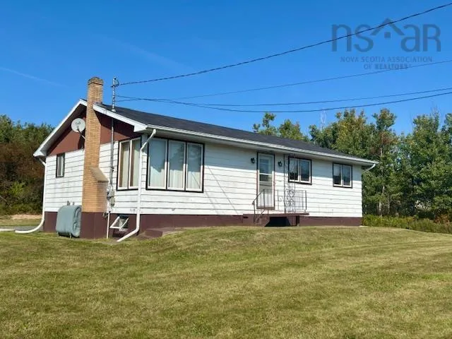 2695 Lingan Road, Lingan, NS B1H 5E7, 4 Bedrooms Bedrooms, ,1 BathroomBathrooms,Residential,For Sale,Lingan,202523627