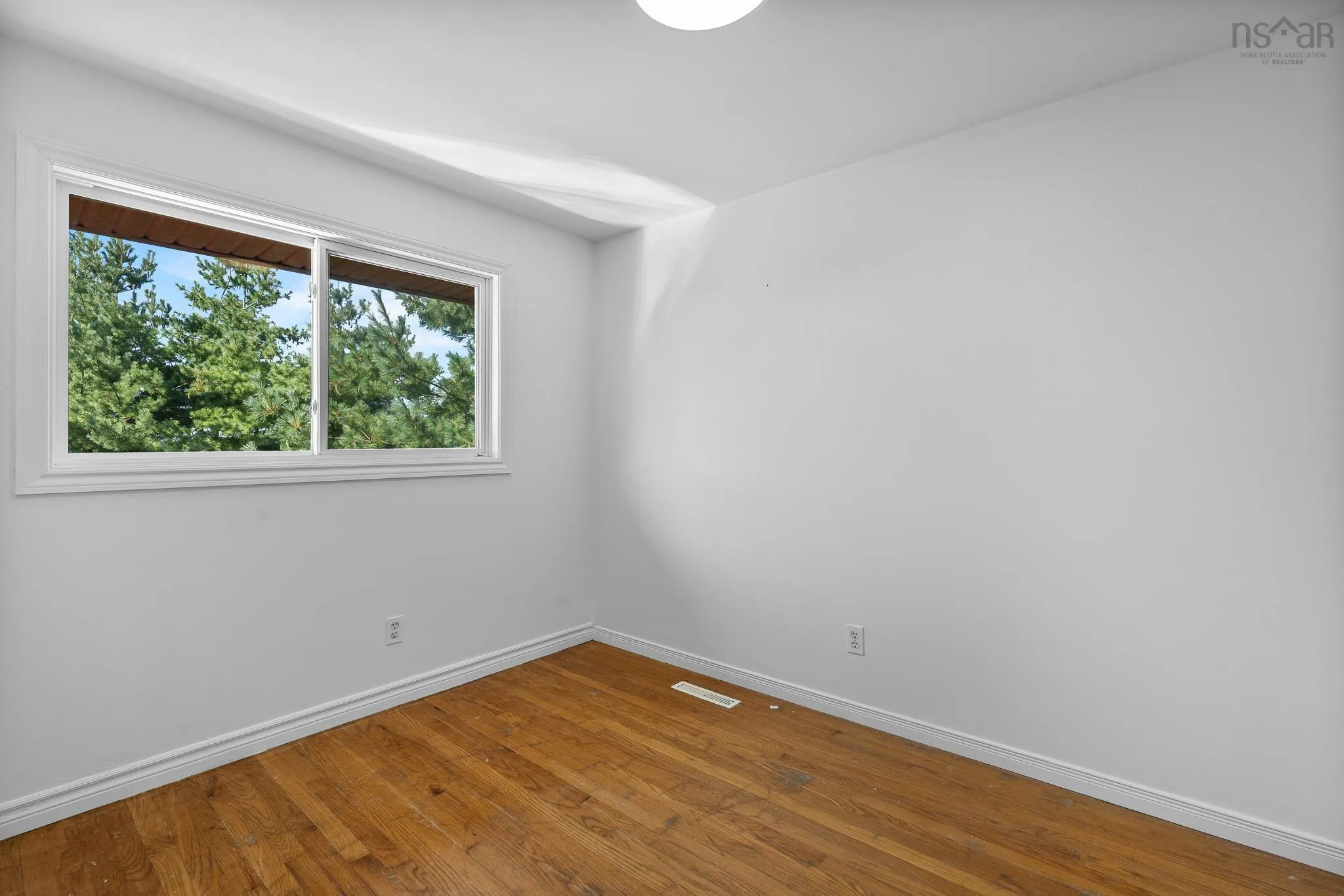 7 A&b Herbert Street, Dartmouth, NS B2W 1J1, 3 Bedrooms Bedrooms, ,1 BathroomBathrooms,Residential,For Sale,Herbert,202522227
