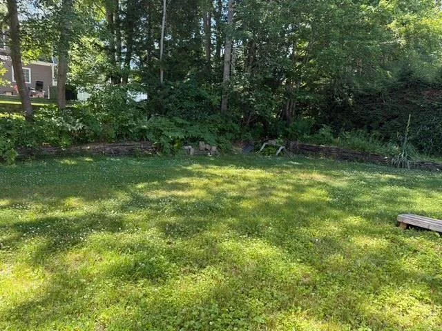 14 Linden Avenue, Bridgewater, NS B4V 1J6, 3 Bedrooms Bedrooms, ,1 BathroomBathrooms,Residential,For Sale,Linden,202517504