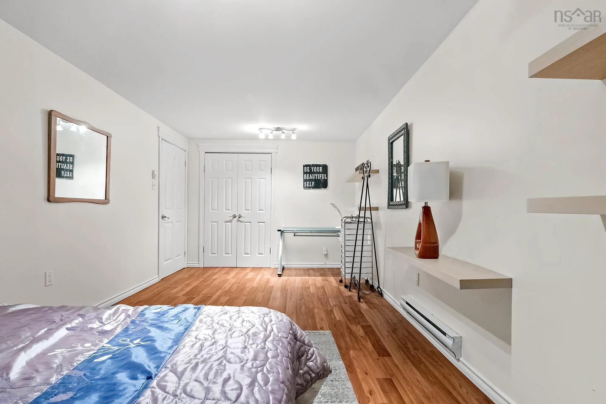 216 High Street, Bedford, NS B4A 1M6, 3 Bedrooms Bedrooms, ,2 BathroomsBathrooms,Residential,For Sale,High,202523943