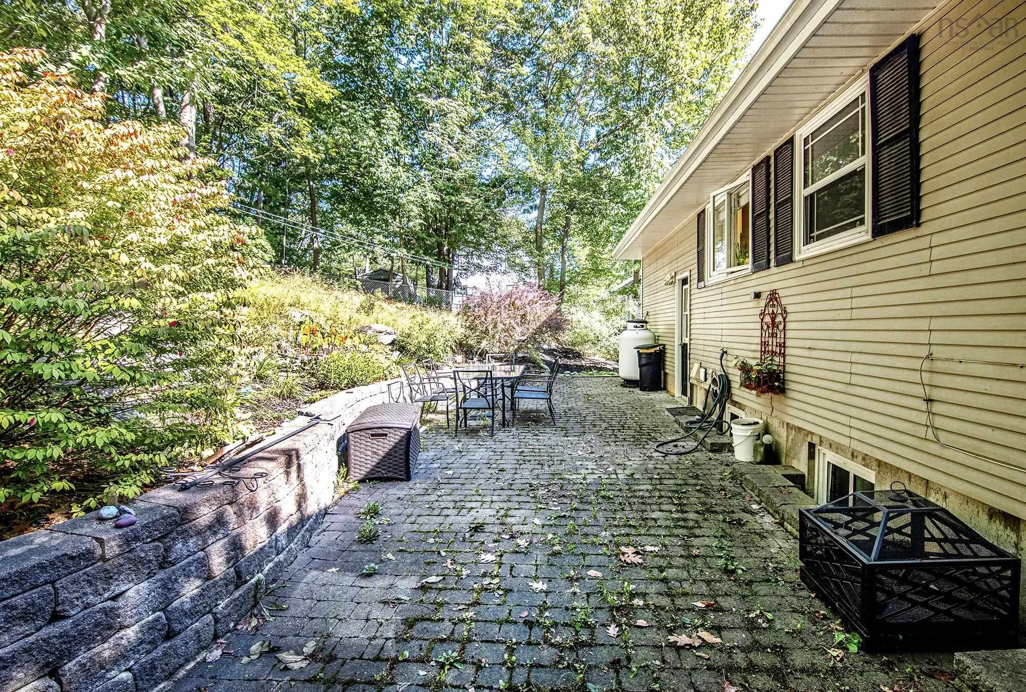 216 High Street, Bedford, NS B4A 1M6, 3 Bedrooms Bedrooms, ,2 BathroomsBathrooms,Residential,For Sale,High,202523943