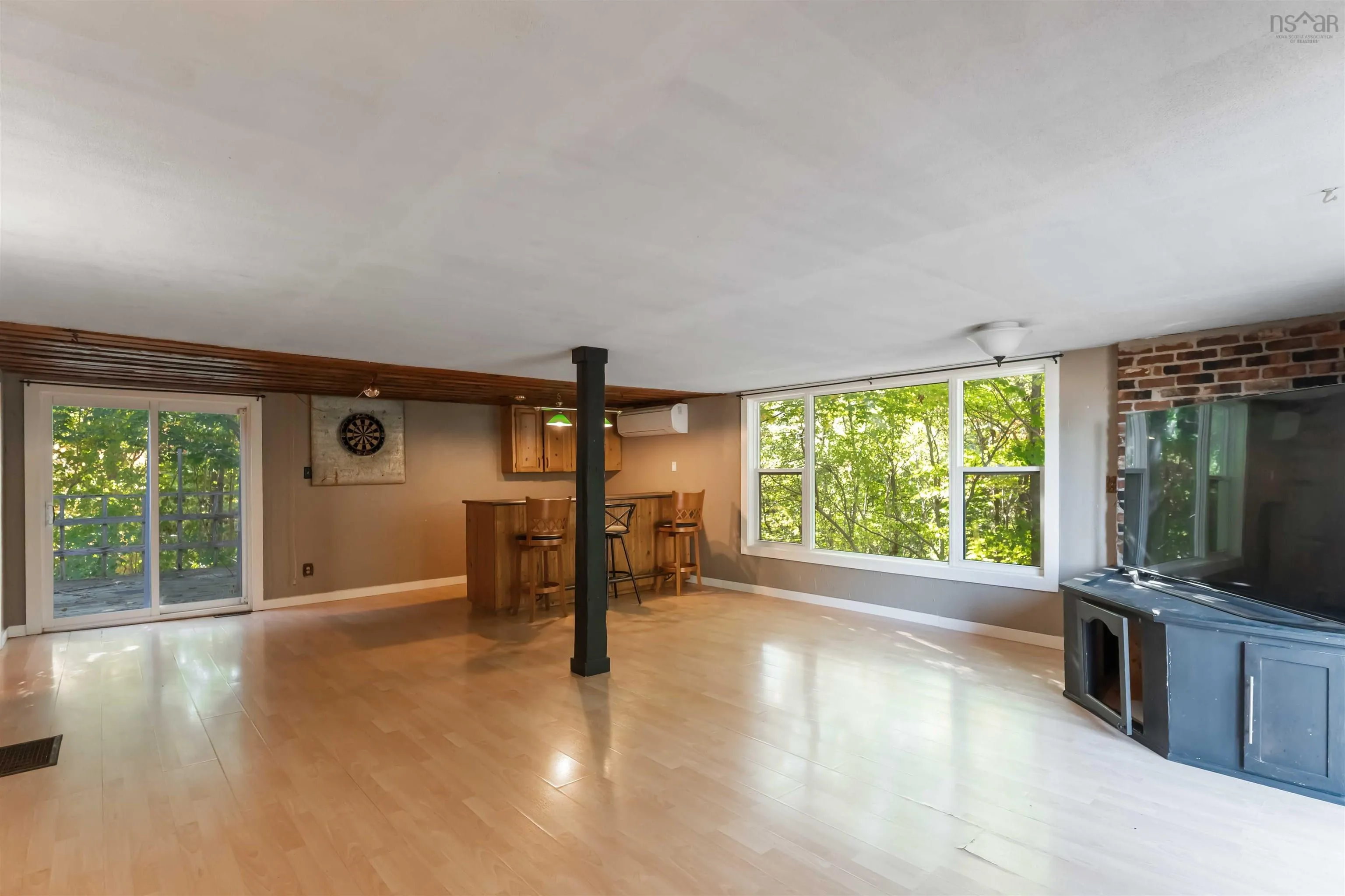 736 Cambridge Road, Cambridge, NS B0P 1G0, 5 Bedrooms Bedrooms, ,2 BathroomsBathrooms,Residential,For Sale,Cambridge,202523549