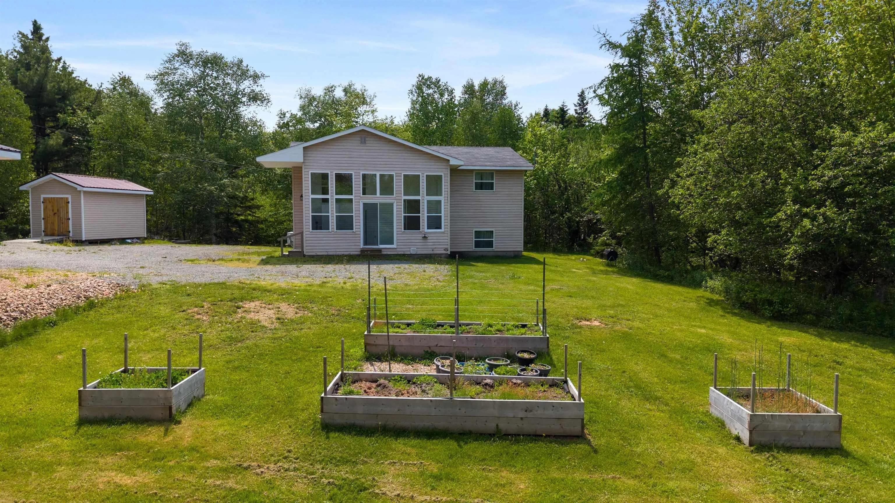 29 Allans Lane, Valley Mills Ns B0e 2y0, 4 Bedrooms Bedrooms, ,2 BathroomsBathrooms,Residential,For Sale,Allans,202501114