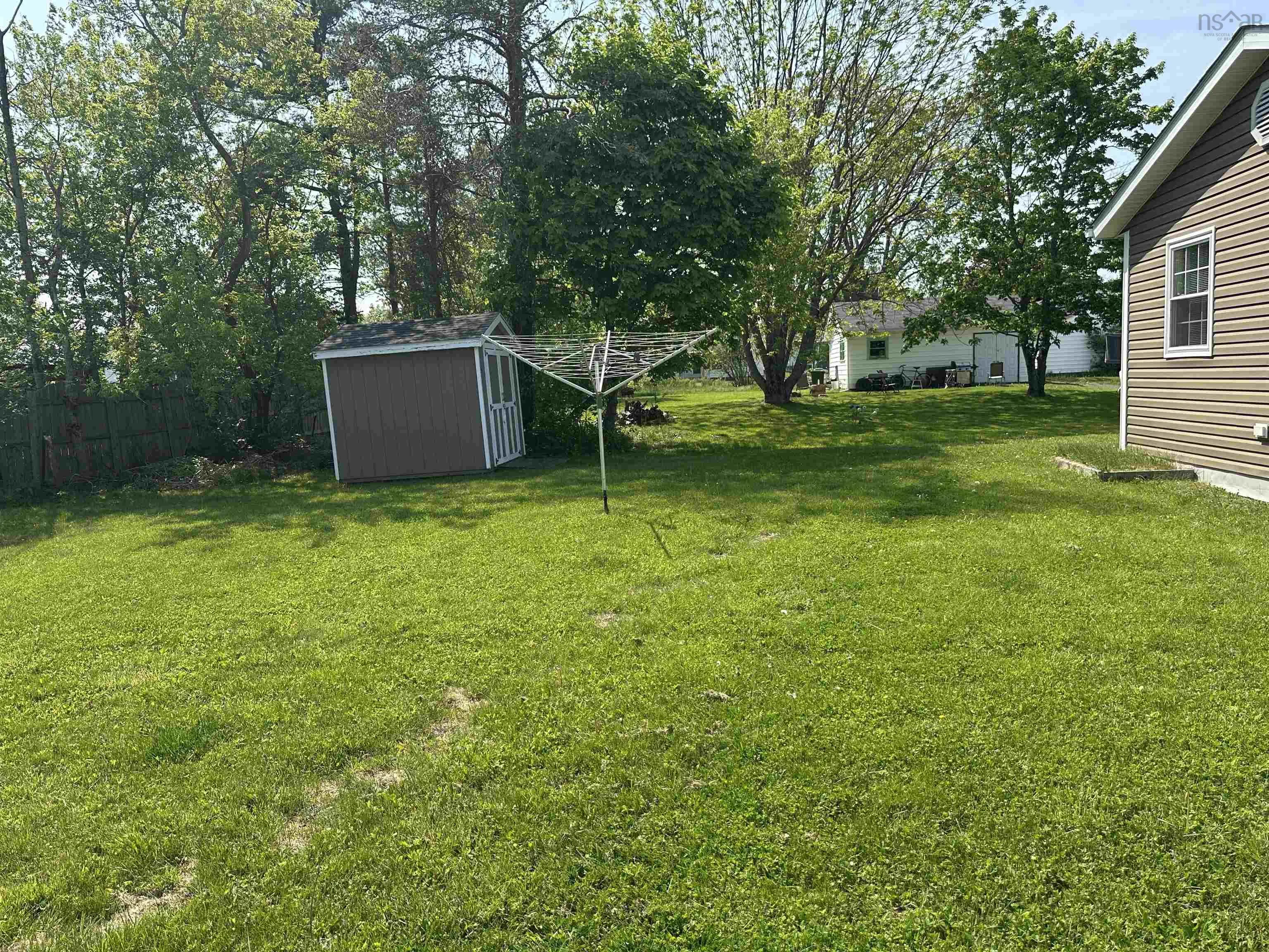 101 Acadia Avenue, Stellarton, NS B0K 1S0, 2 Bedrooms Bedrooms, ,1 BathroomBathrooms,Residential,For Sale,Acadia,202513790