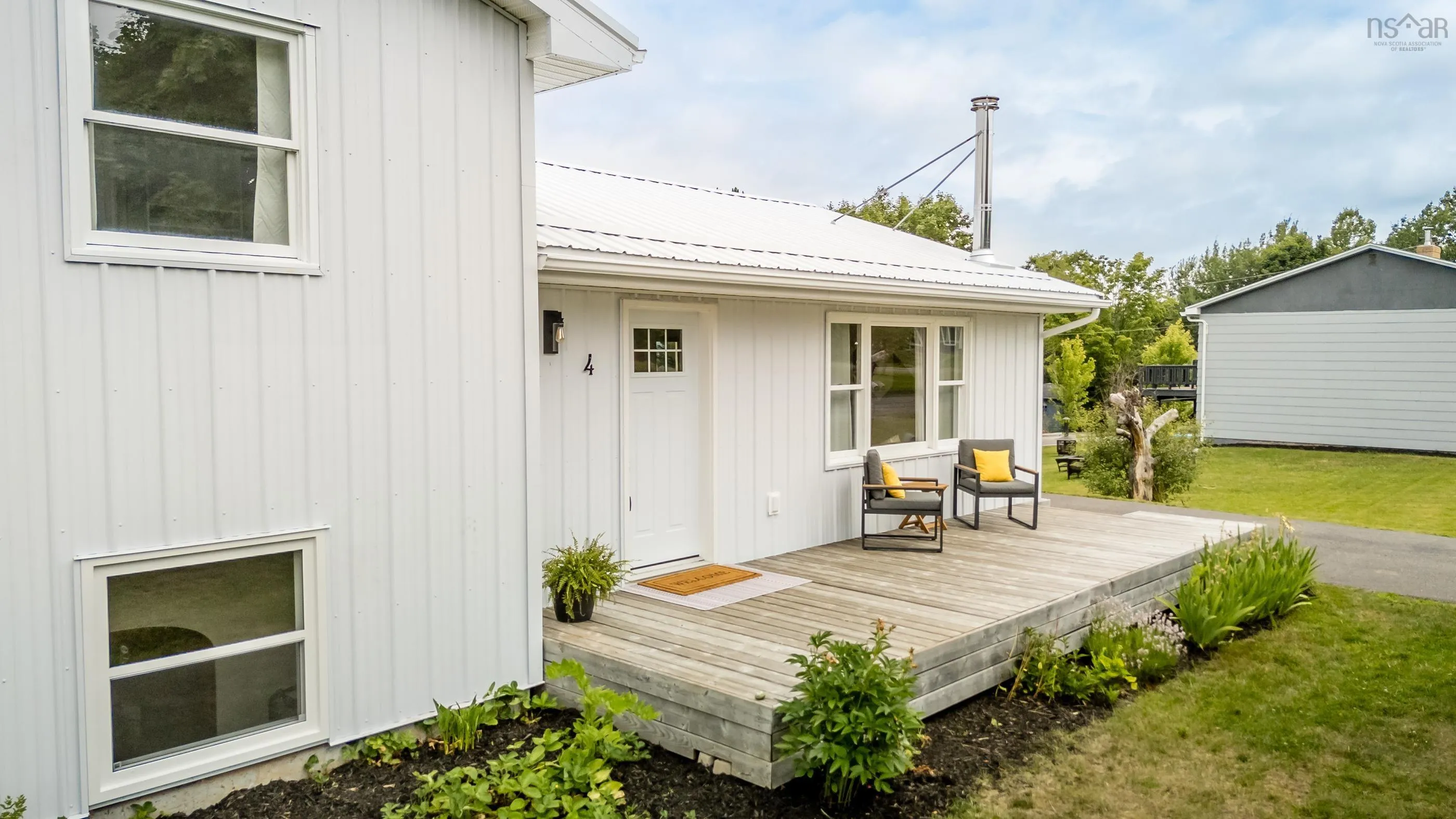 4 Glooscap Terrace, Wolfville, NS B4P 1S7, 3 Bedrooms Bedrooms, ,2 BathroomsBathrooms,Residential,For Sale,Glooscap,202517744