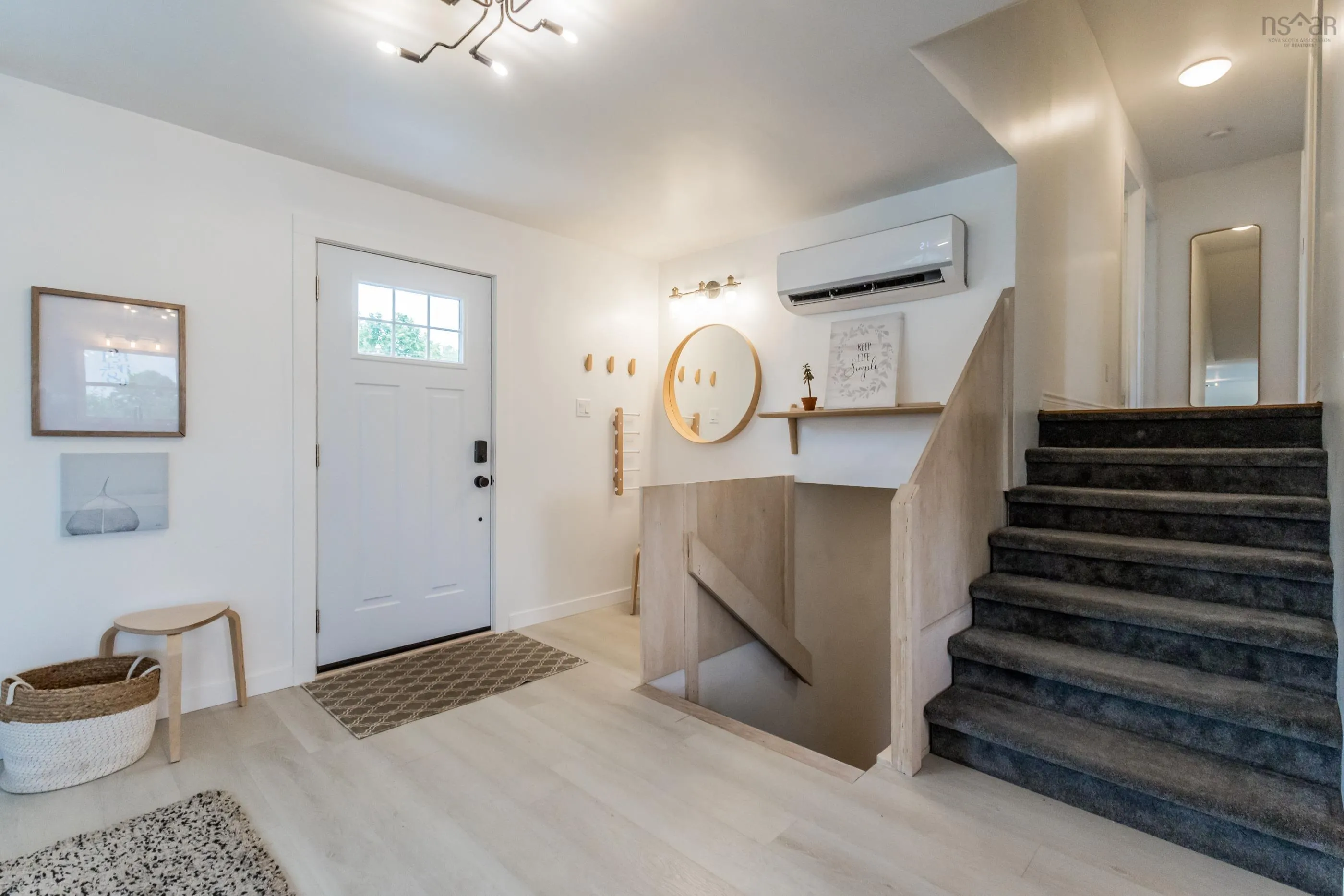4 Glooscap Terrace, Wolfville, NS B4P 1S7, 3 Bedrooms Bedrooms, ,2 BathroomsBathrooms,Residential,For Sale,Glooscap,202517744